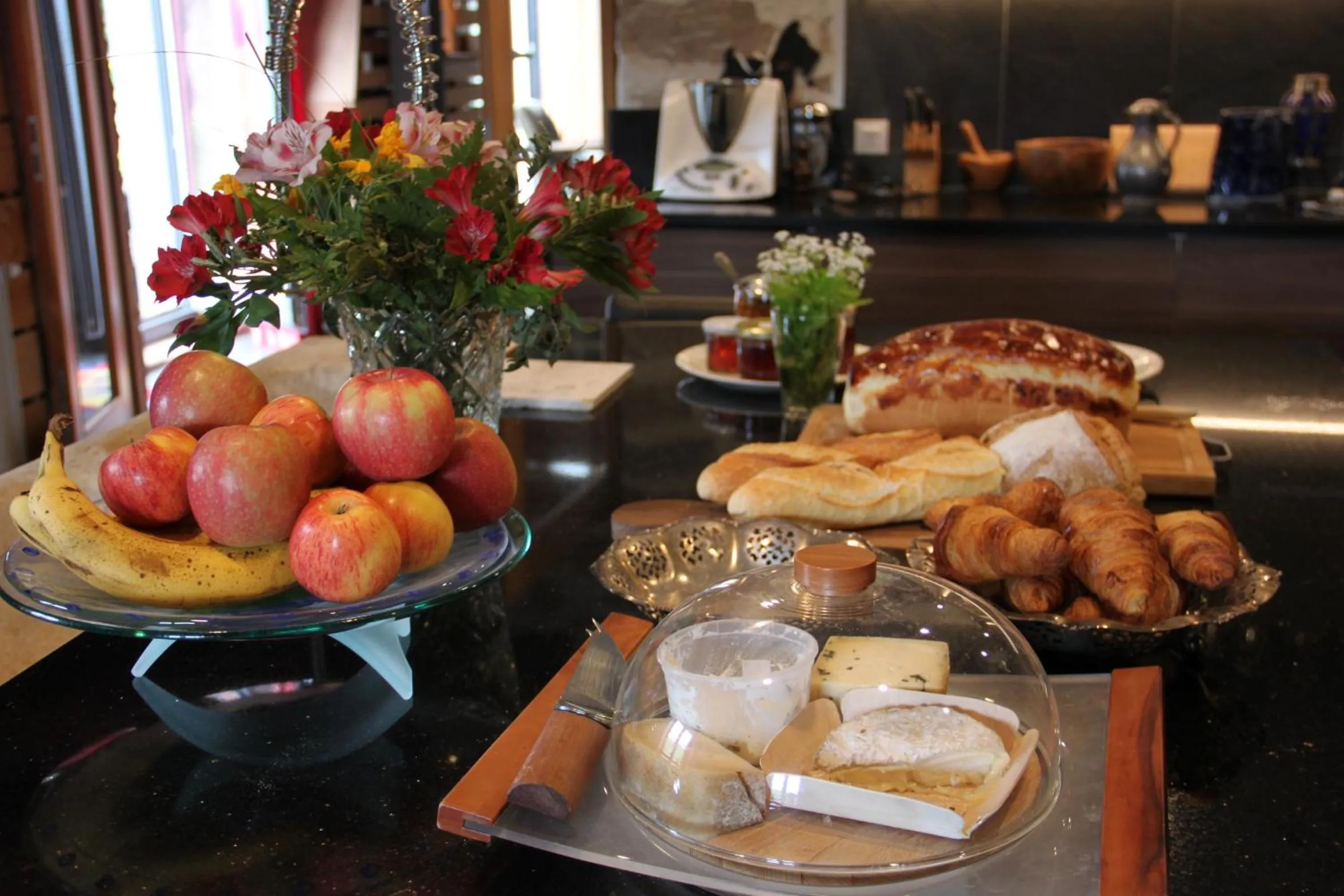 Breakfast in La Colline Du Baa - Maison d'hôtes d'exception
