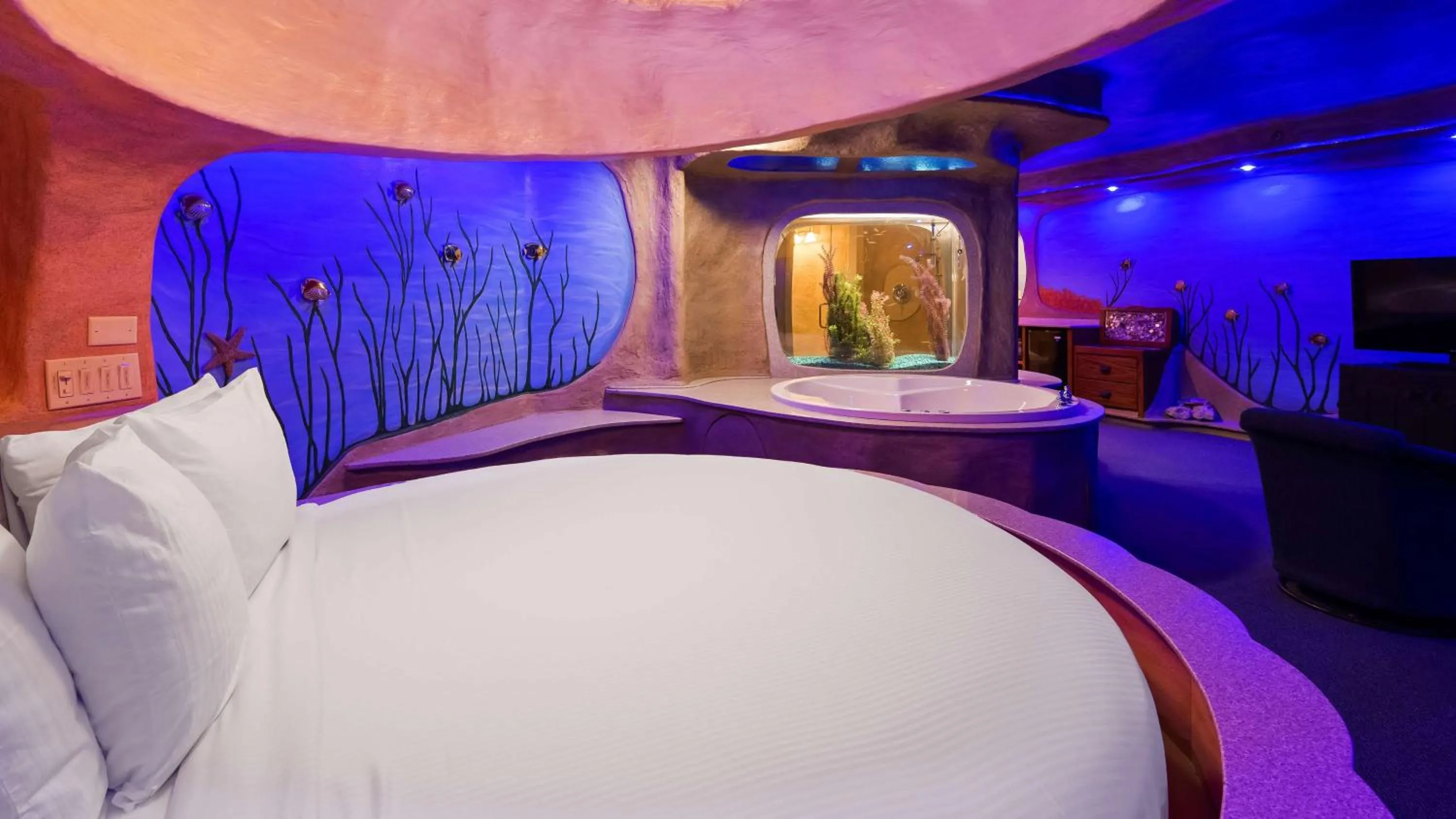 Photo of the whole room, Bed in Best Western Galena Inn & Suites