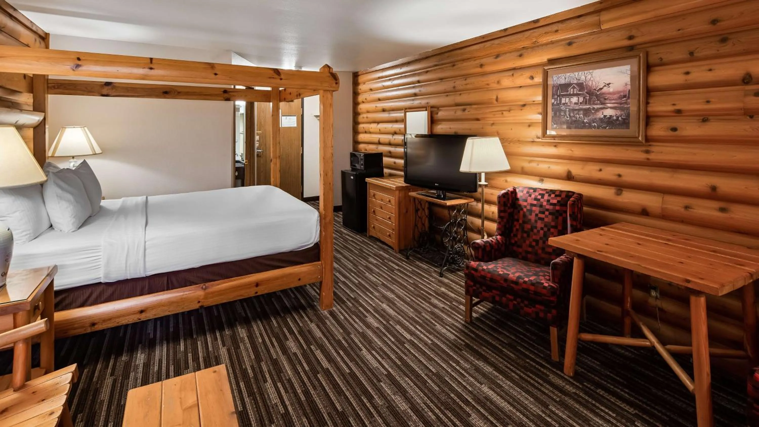 Photo of the whole room, Bed in Best Western Galena Inn & Suites