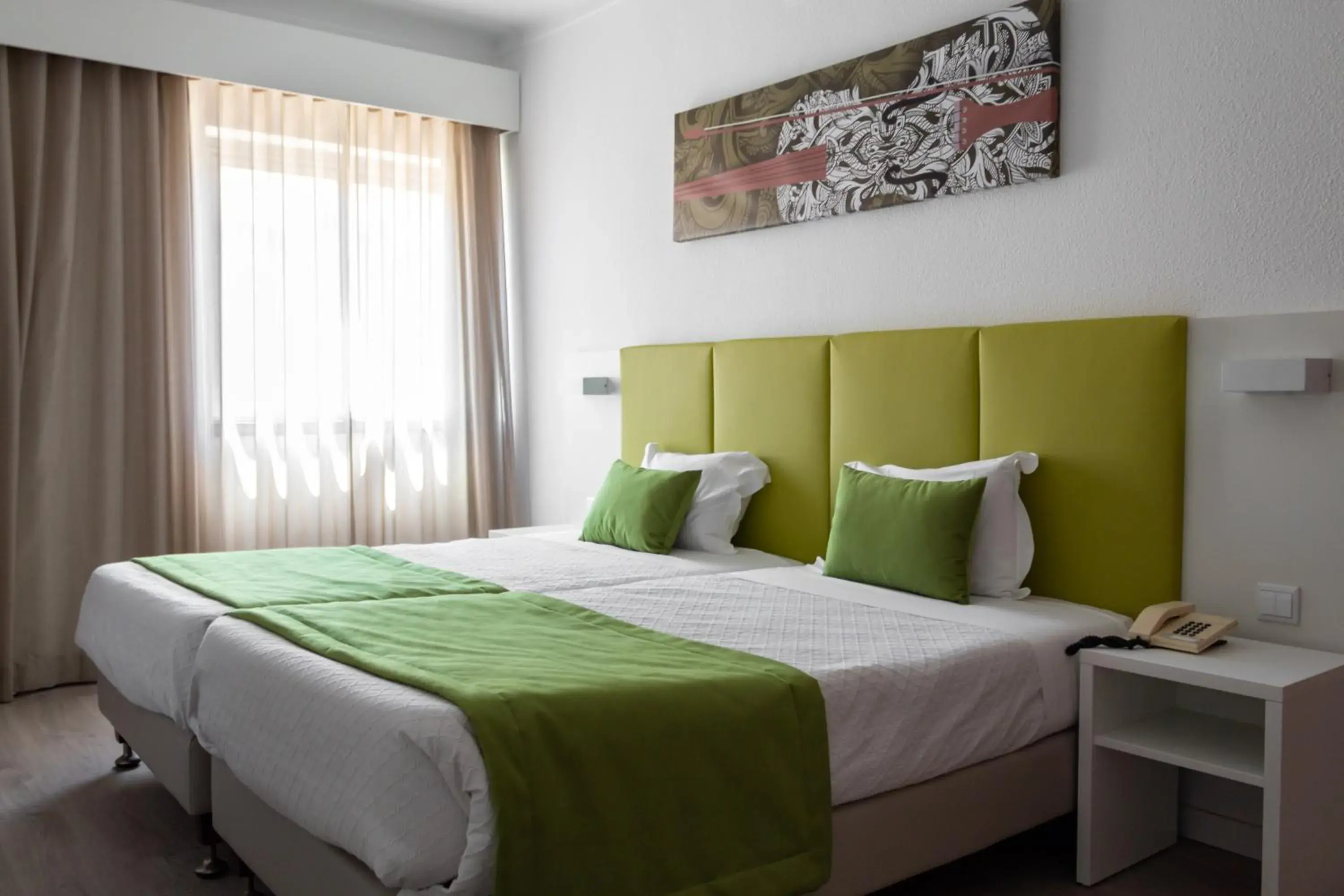 Twin Room in Hotel Santa Cecília Twin Room in Hotel Santa Cecília