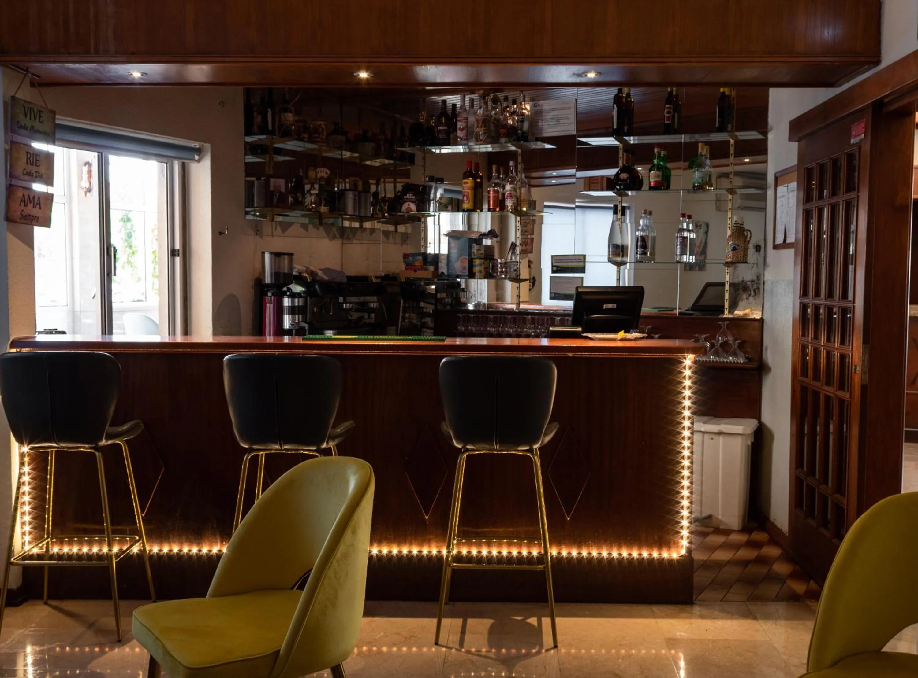 Lounge or bar in Hotel Santa Cecília