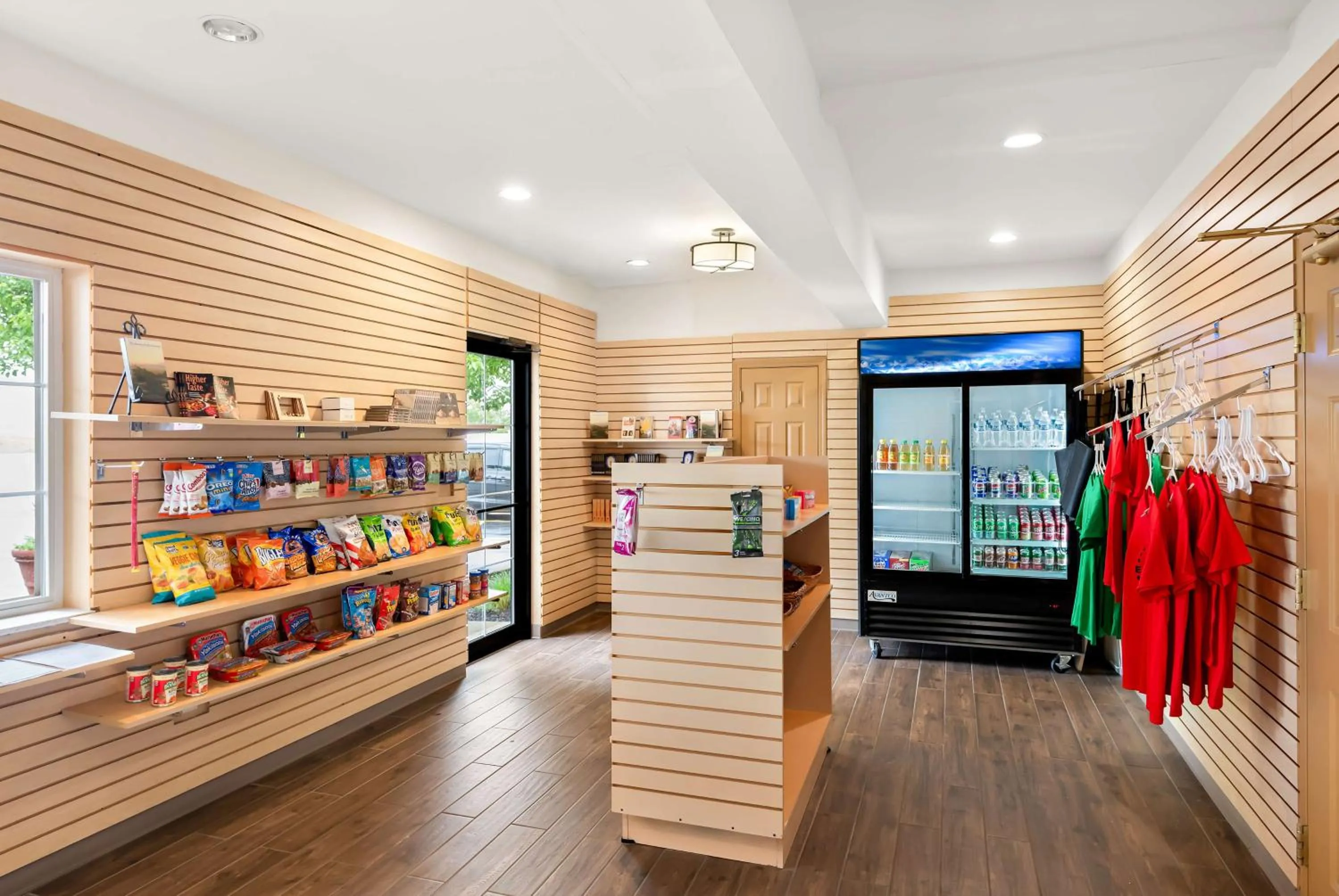 Property building in Best Western Palmyra Inn & Suites