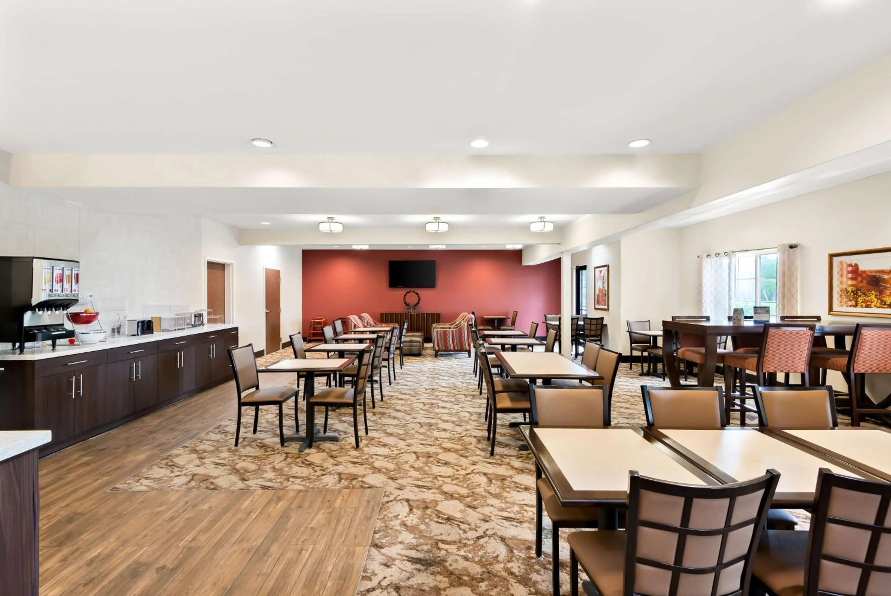 Restaurant/places to eat in Best Western Palmyra Inn & Suites
