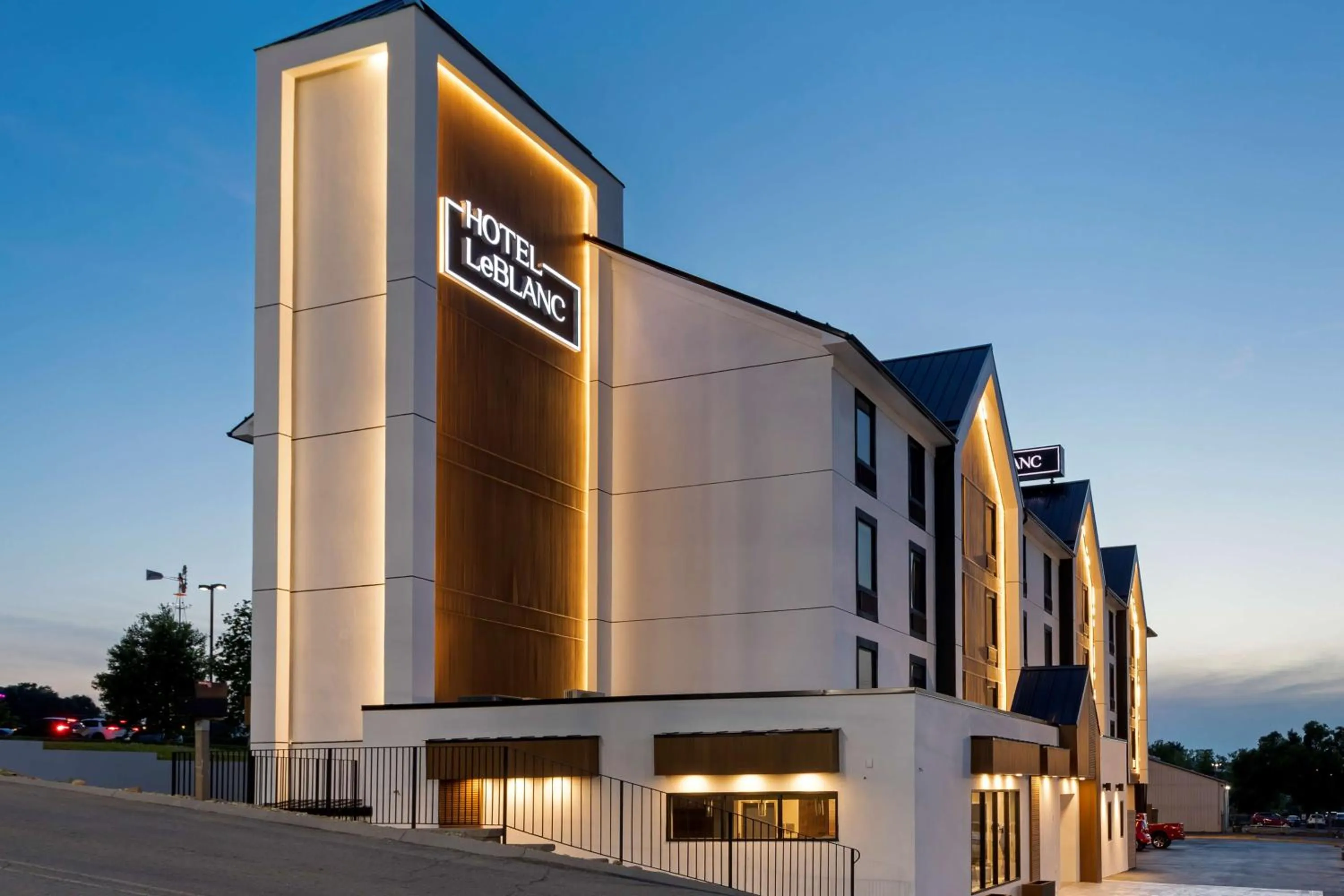 Property building in Garner Hotel Pigeon Forge Downtown by IHG