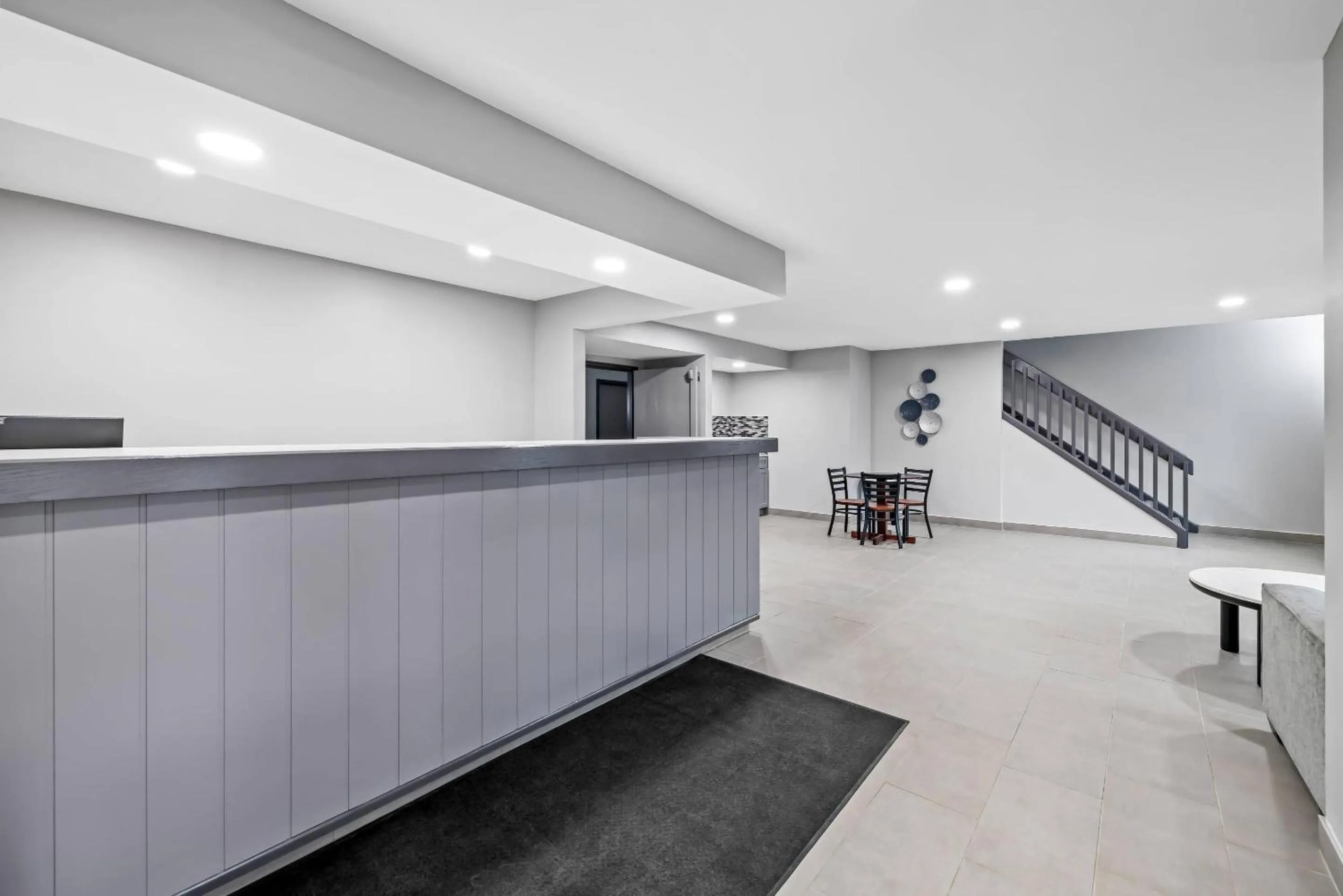 Lobby or reception in Rodeway Inn