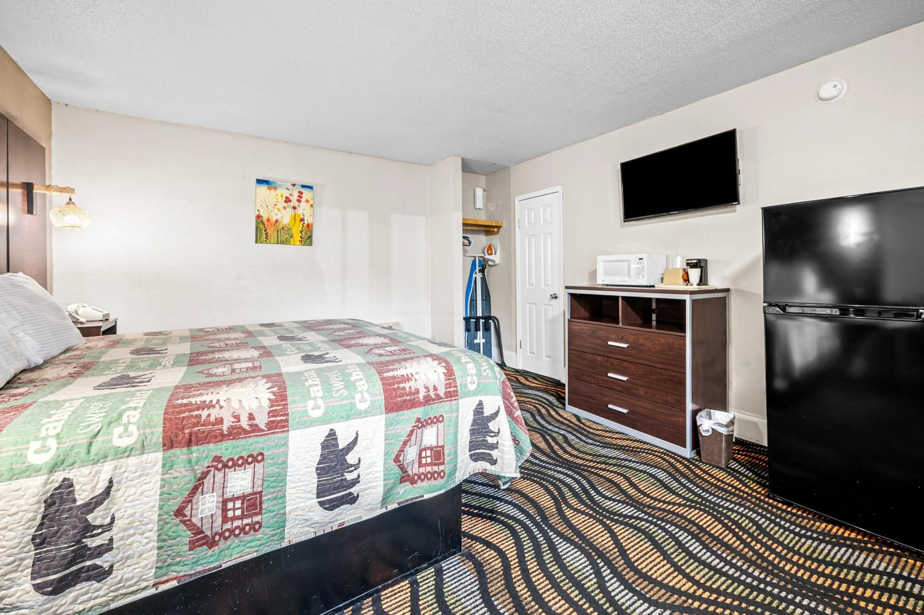 Bed in Country Town N' Suites