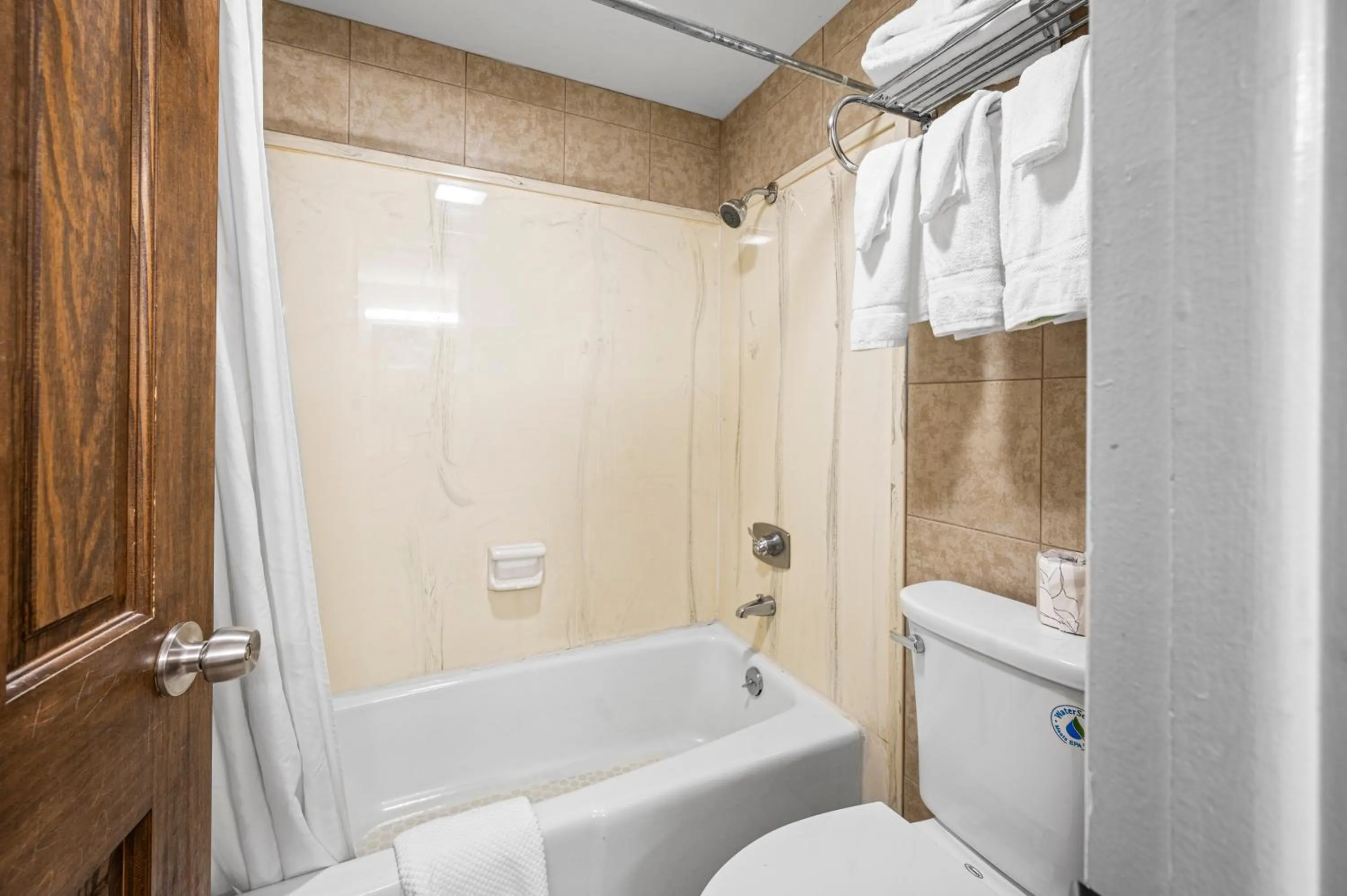 Country Town N' Suites