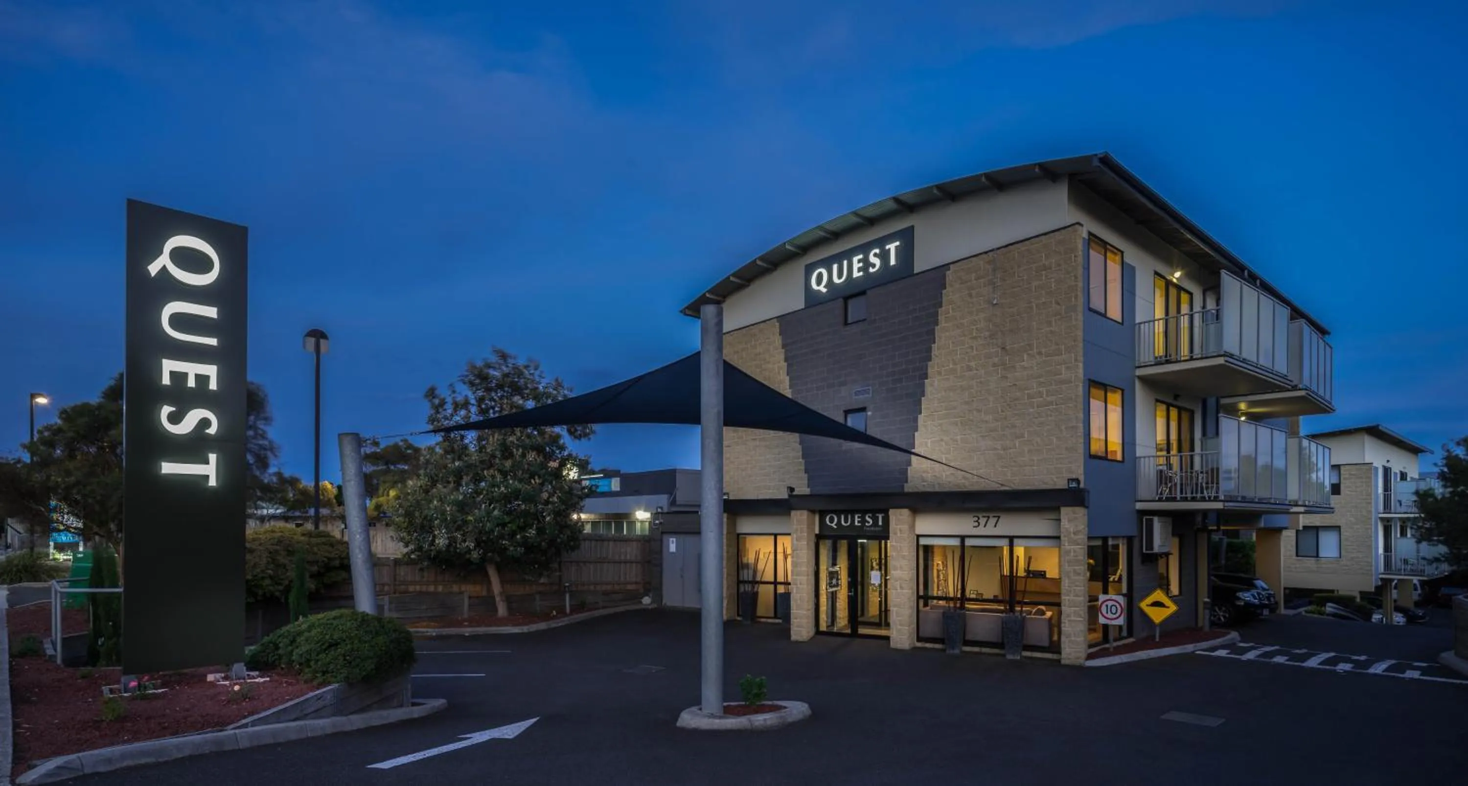 Facade/entrance in Quest Frankston