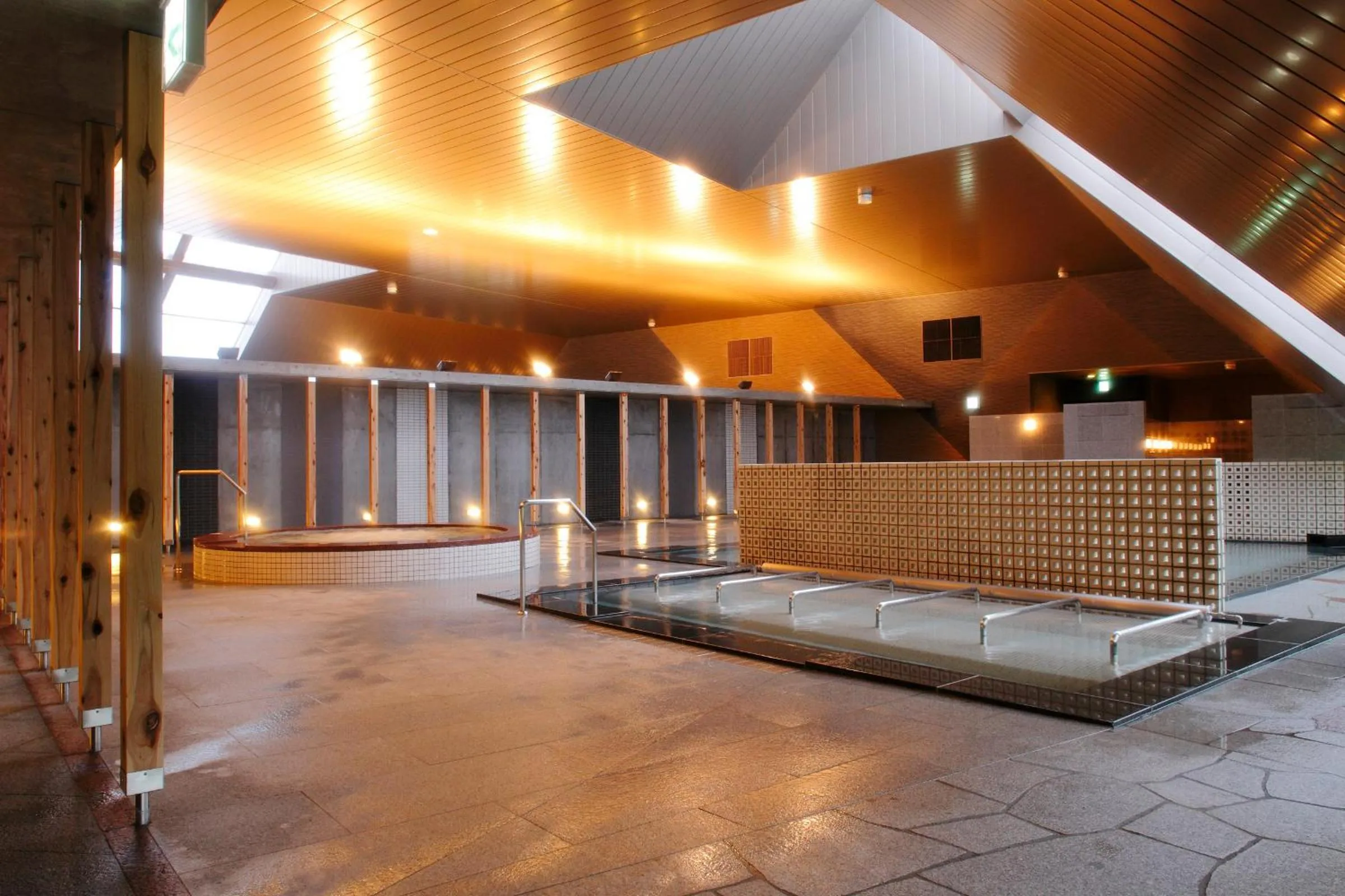 Hot Spring Bath in Horohoro Sanso