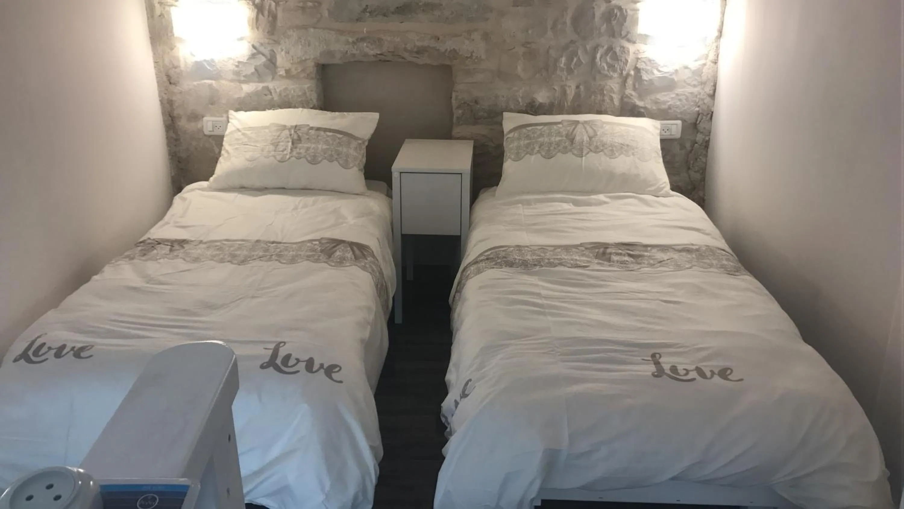 Bed in Zimmer in old City