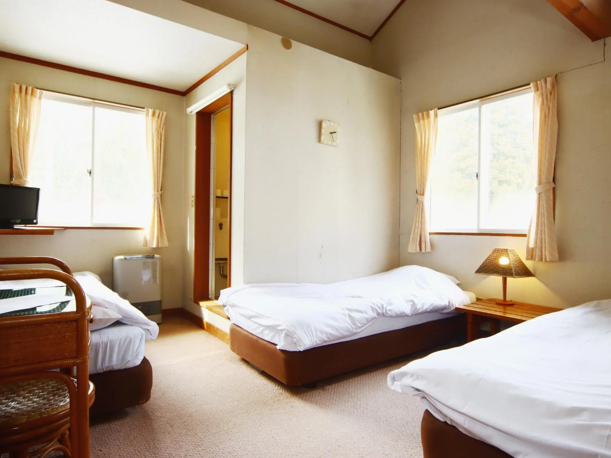 Bed in Rantanrirun ランタンリルン