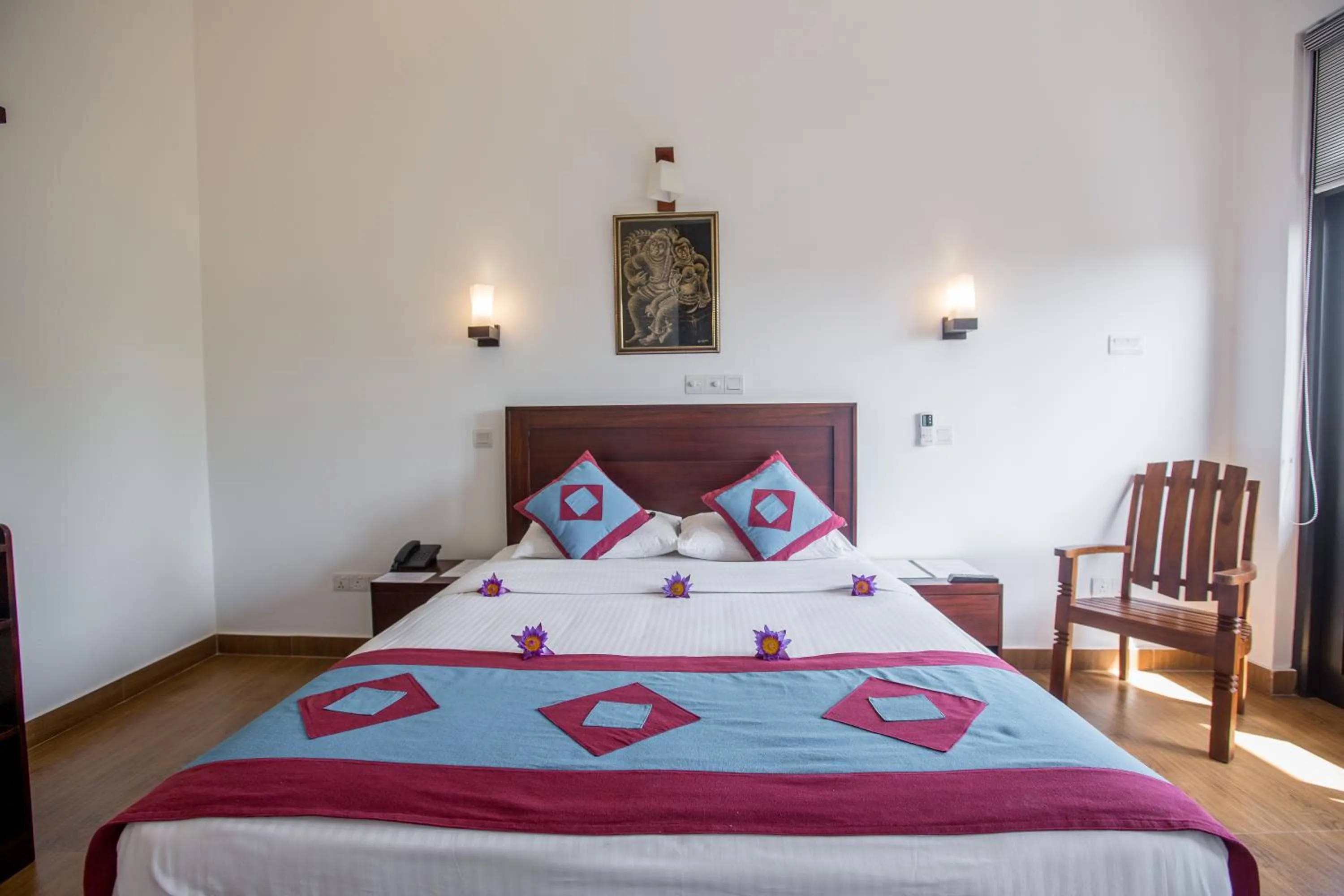 Bed in Villa Tissa Beach Resort
