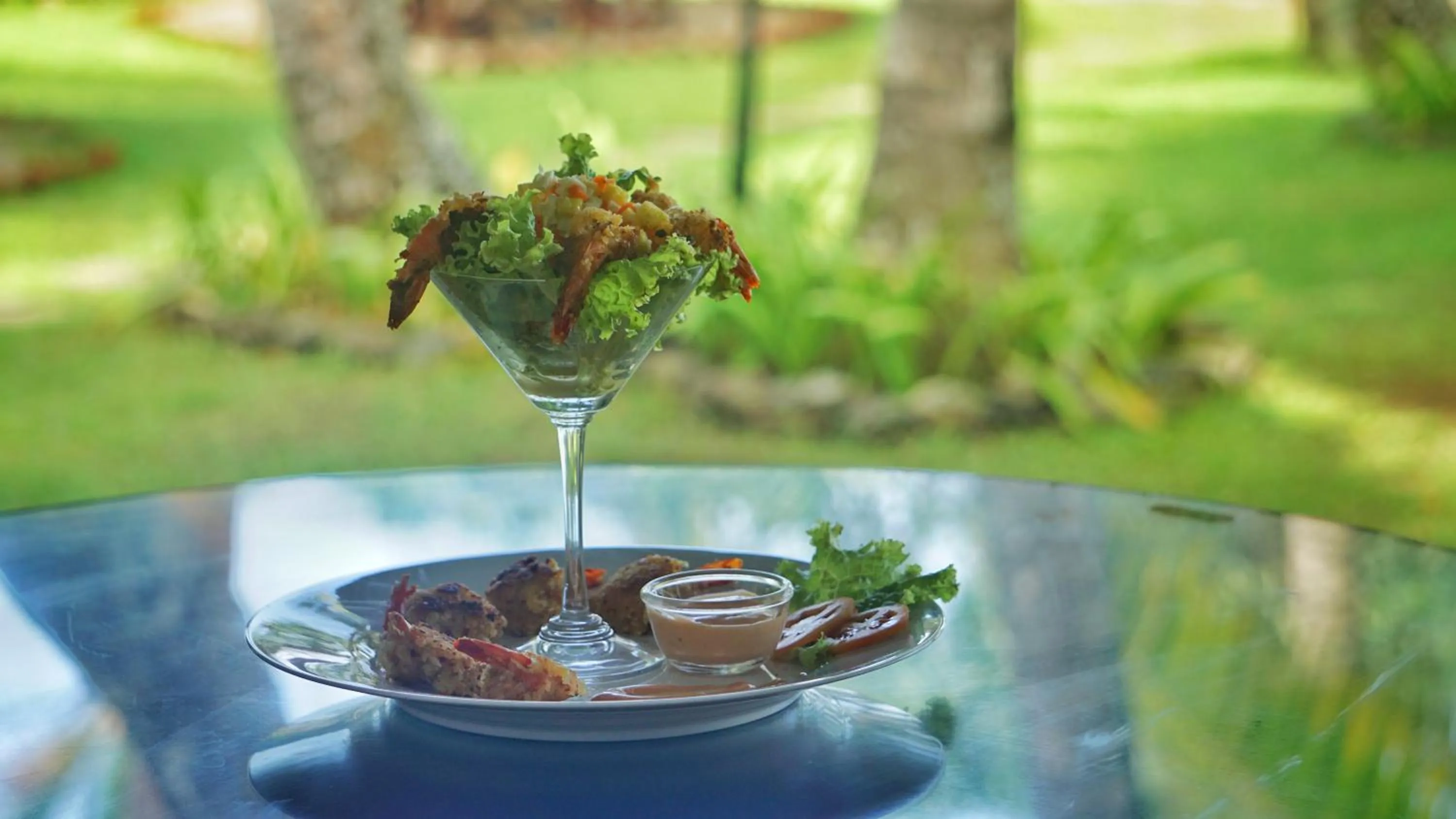 Restaurant/places to eat in Villa Tissa Beach Resort