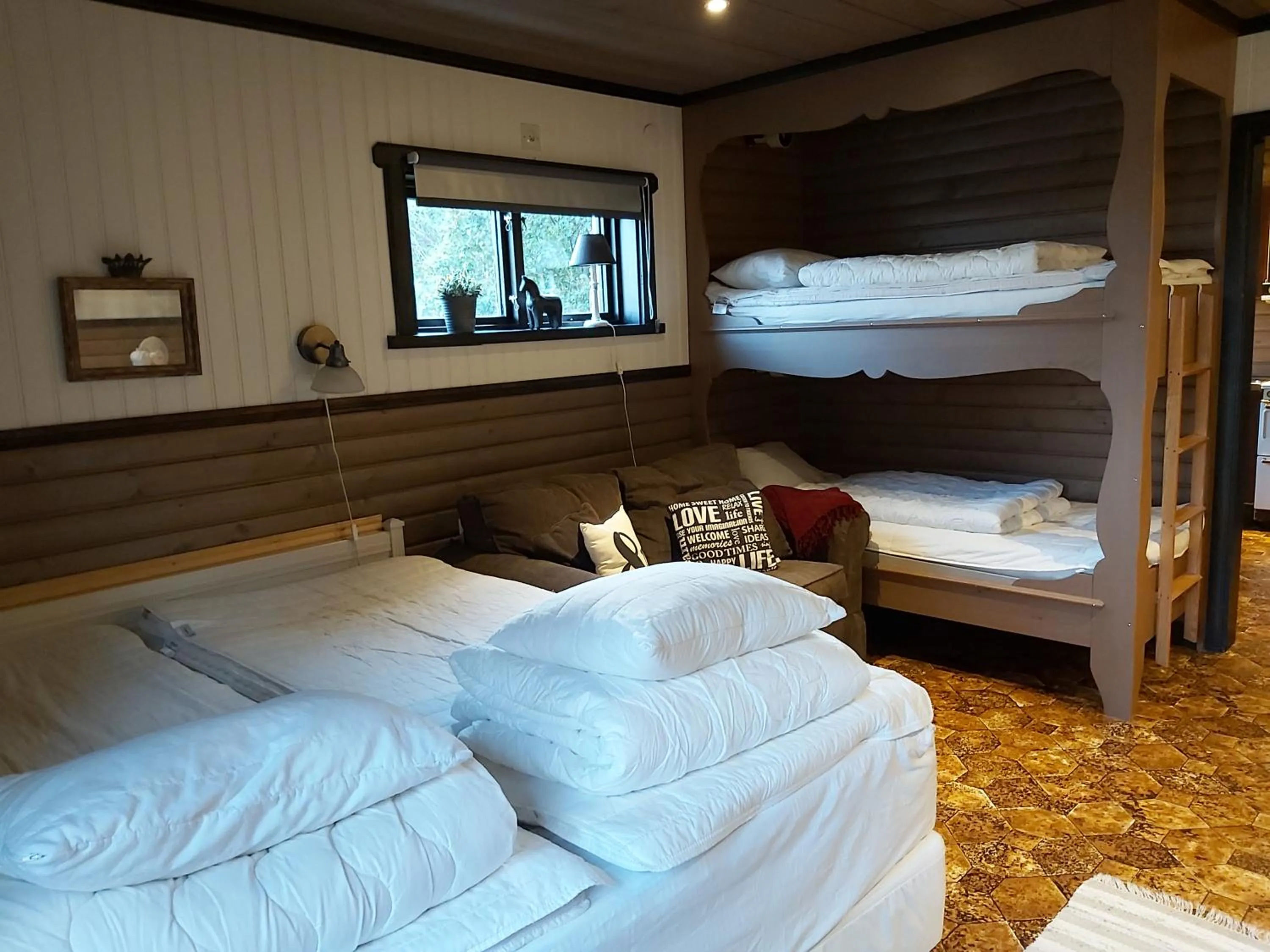 Property building, Bed in Backlund Boende i Dalarna