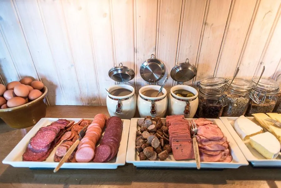 Buffet breakfast in Backlund Boende i Dalarna