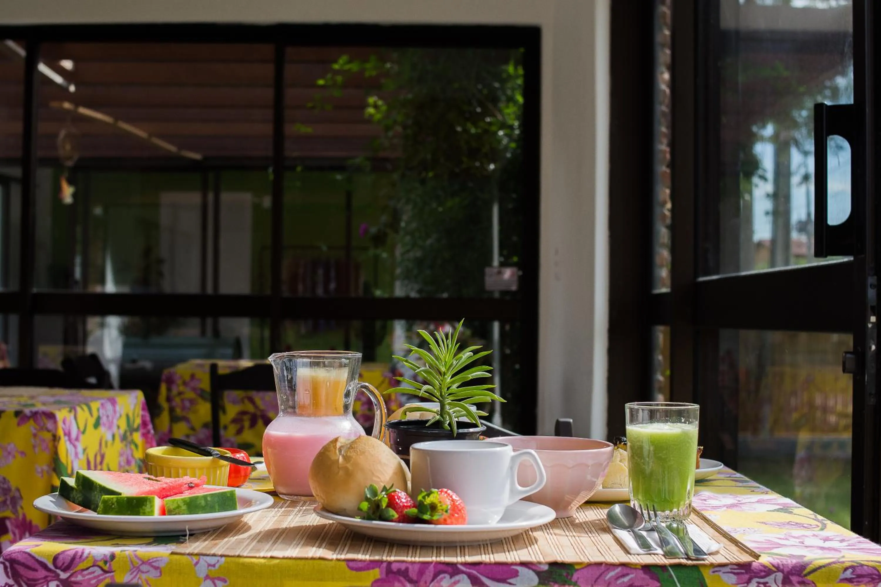 Lounge or bar in Pousada Rosa Tropicalia