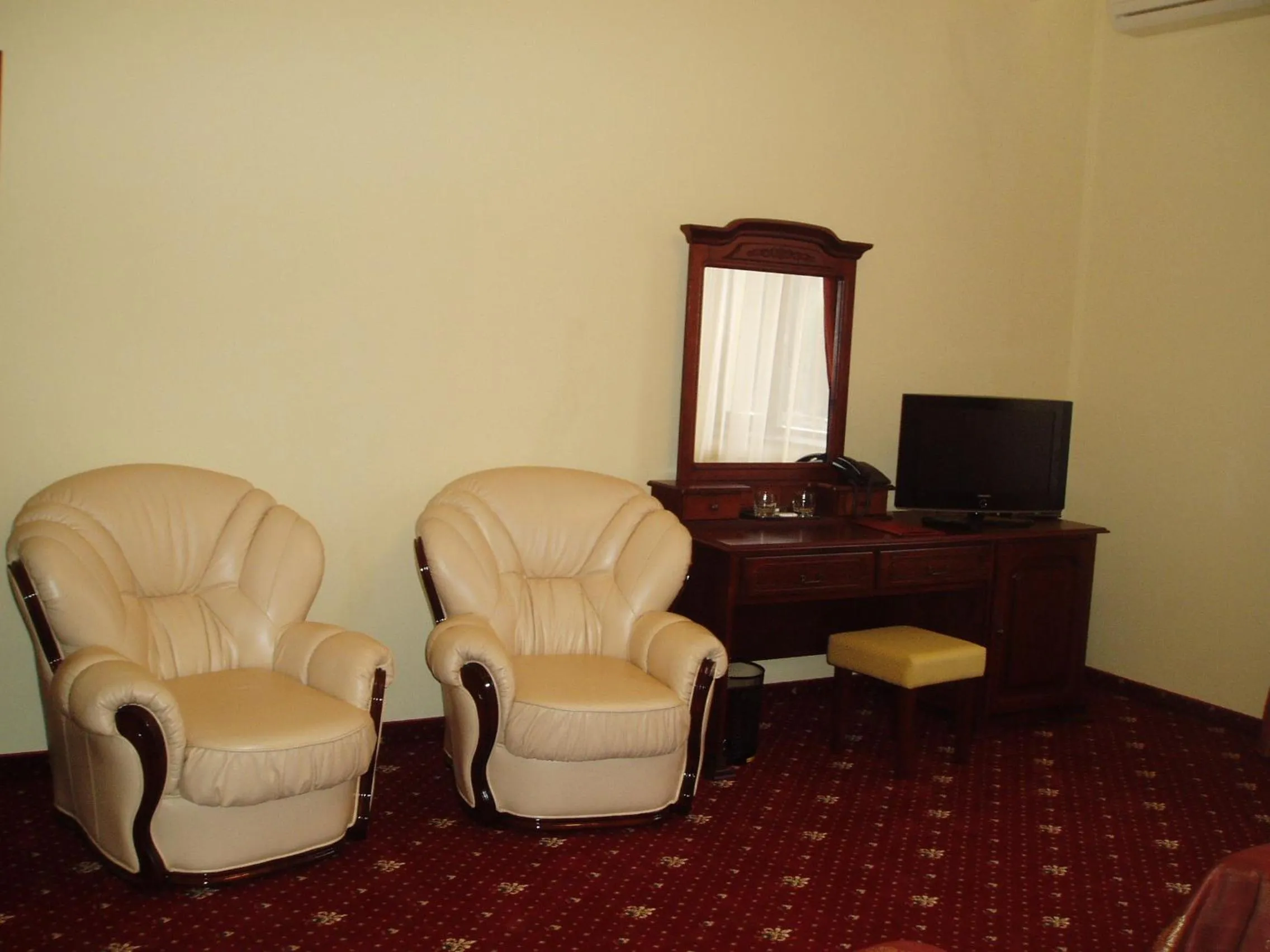 Seating area in Duet Plus