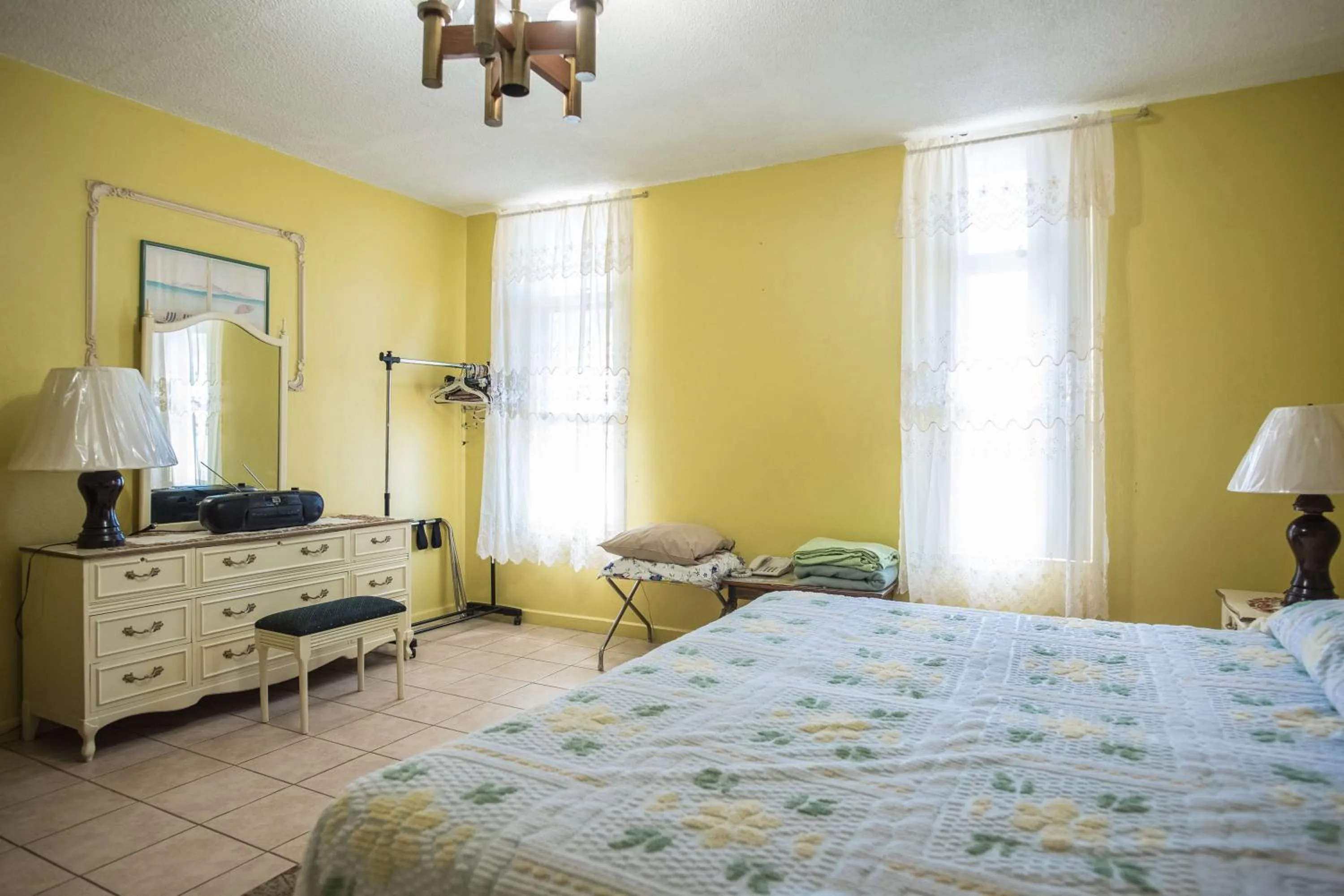 Bedroom, Bed in Montego Bay Club Beach Resort