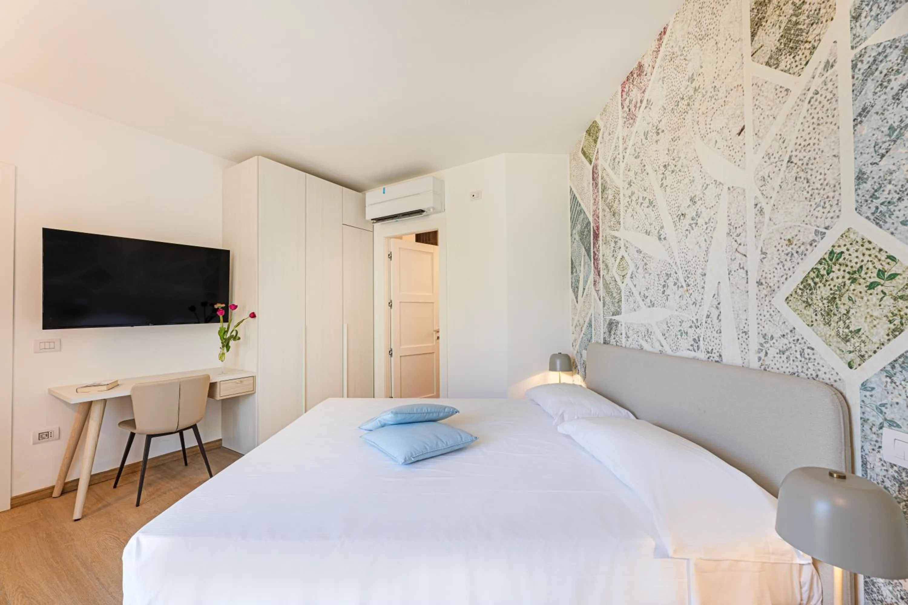 Bed in Hotel Baia Imperiale