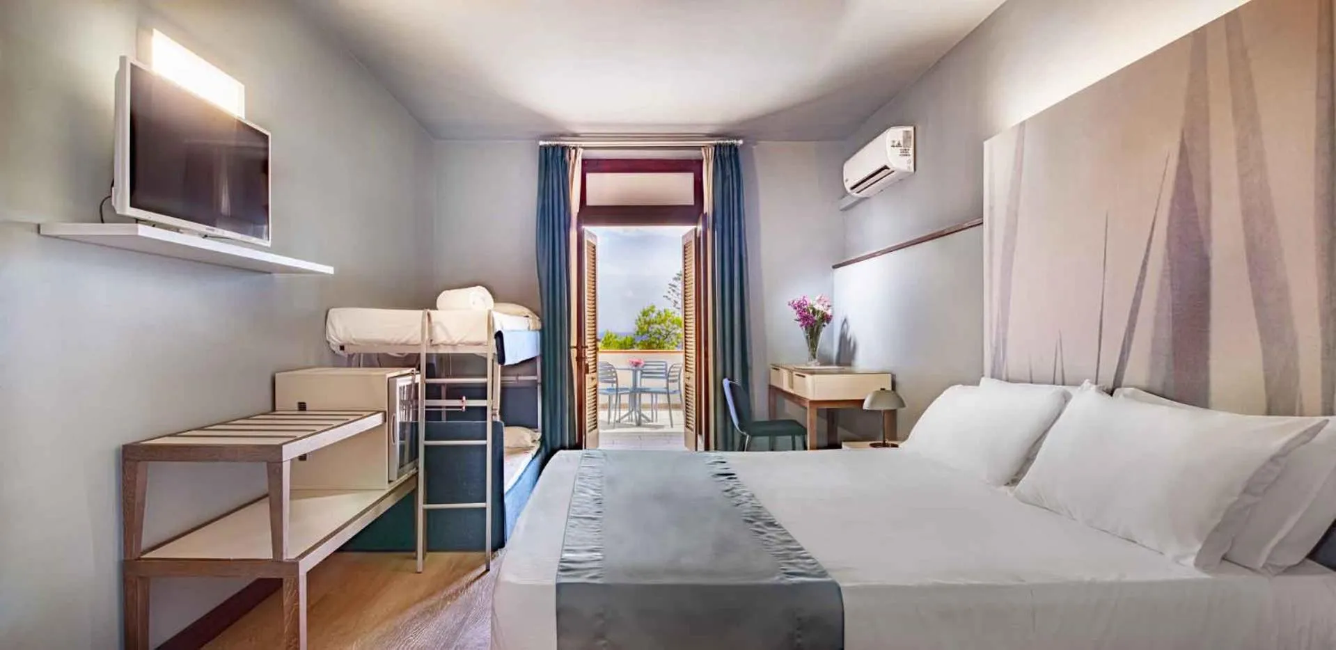 Bedroom, Bed in Hotel Baia Imperiale