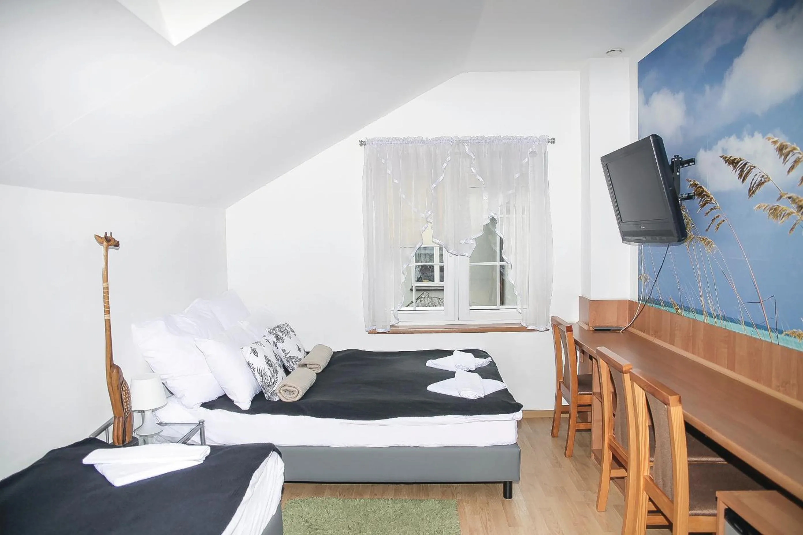 Photo of the whole room, Bed in Plac Rybaków Inn