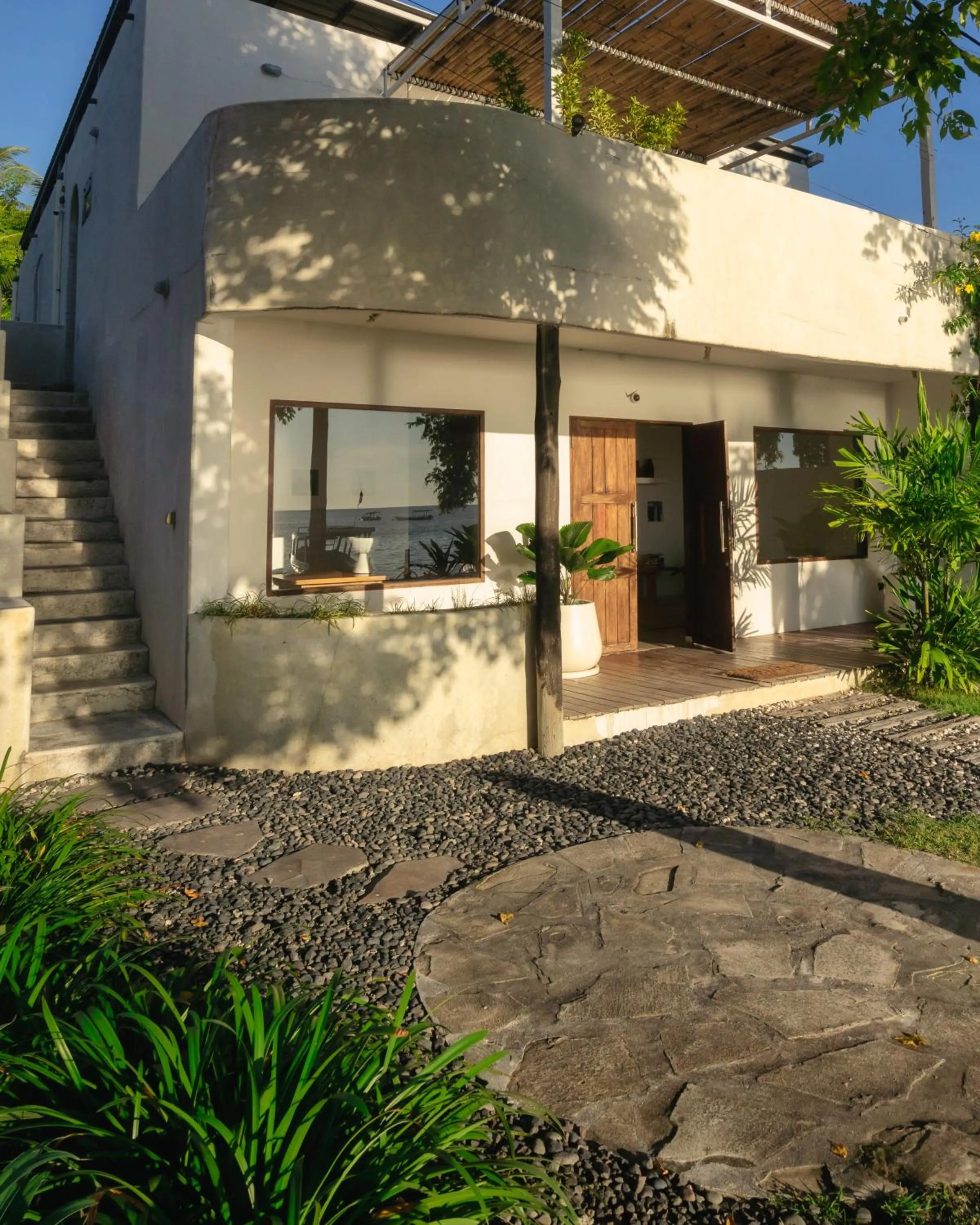 Cabana - Boutique Beachfront Accommodation