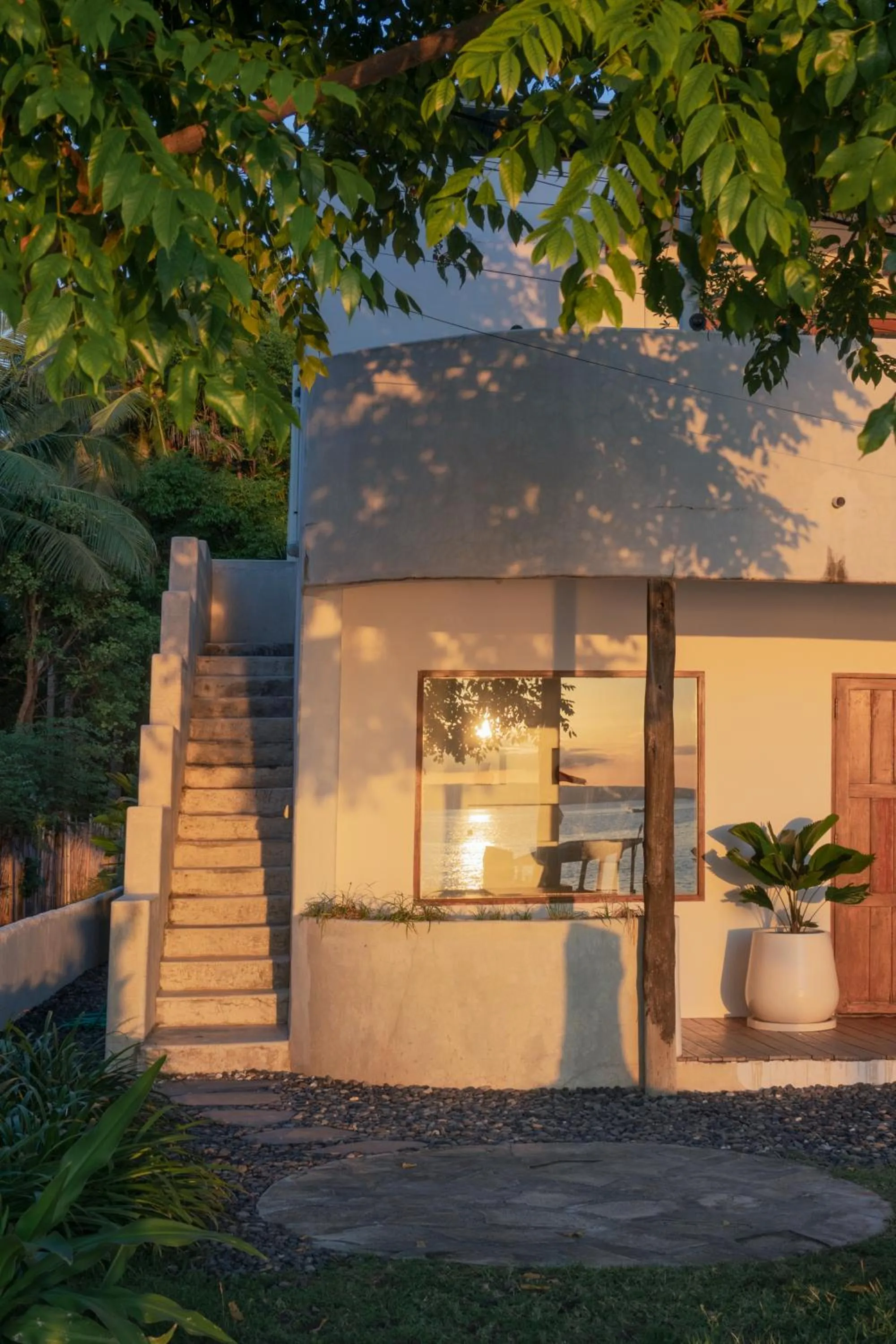 Cabana - Boutique Beachfront Accommodation