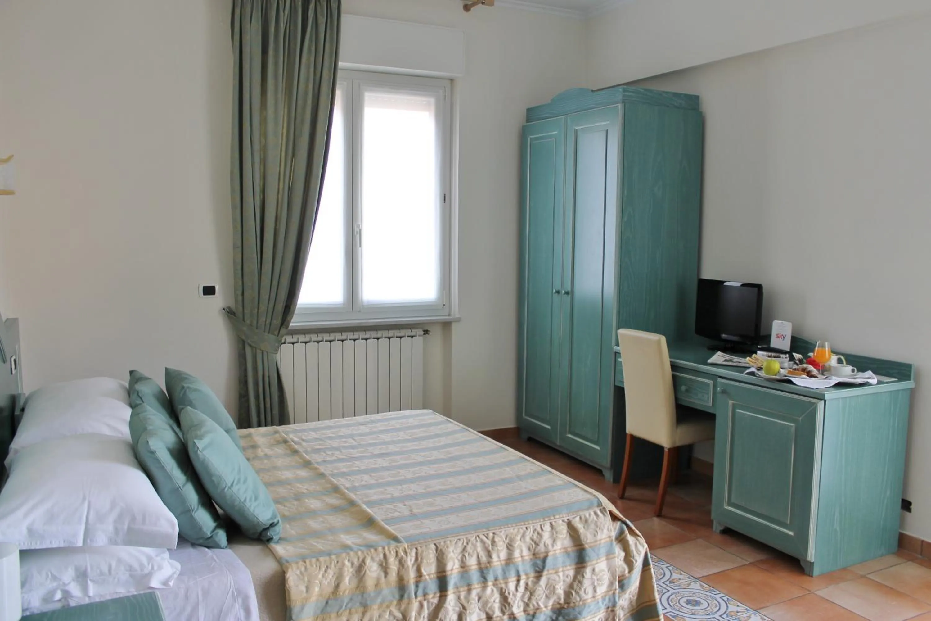 Photo of the whole room, Bed in Hotel Riviera Varazze