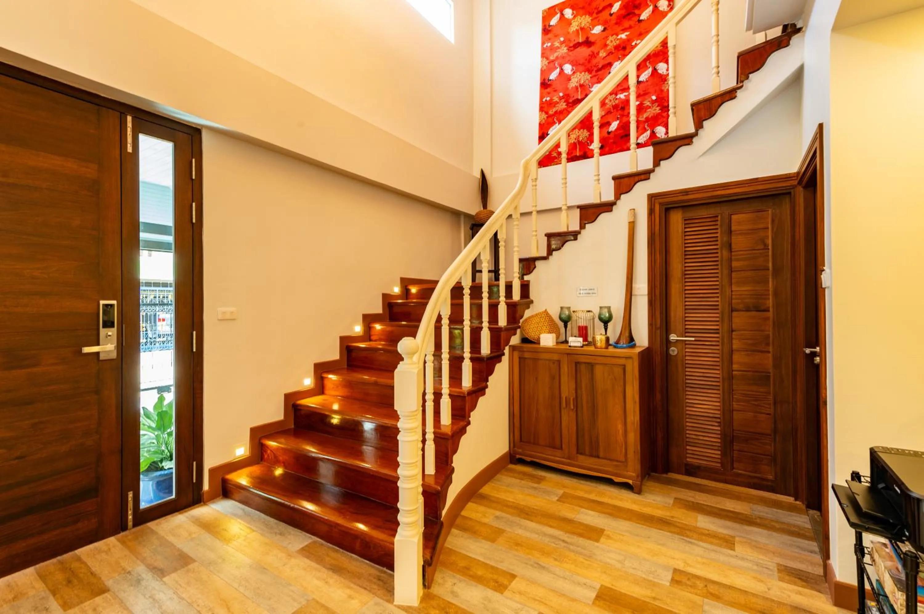 Lobby or reception in Maneeya Park Residence