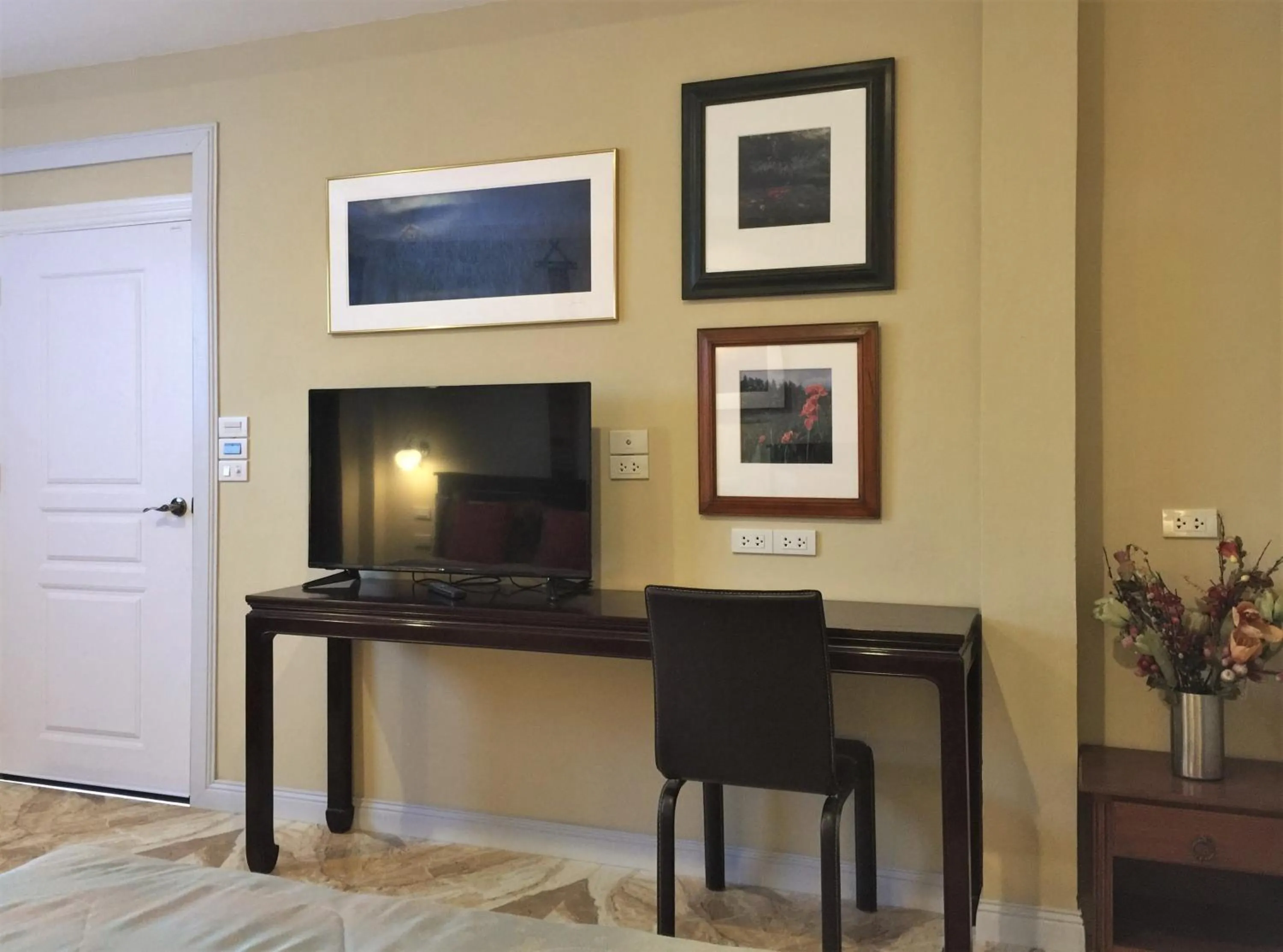 TV and multimedia in Phu View Hideaway