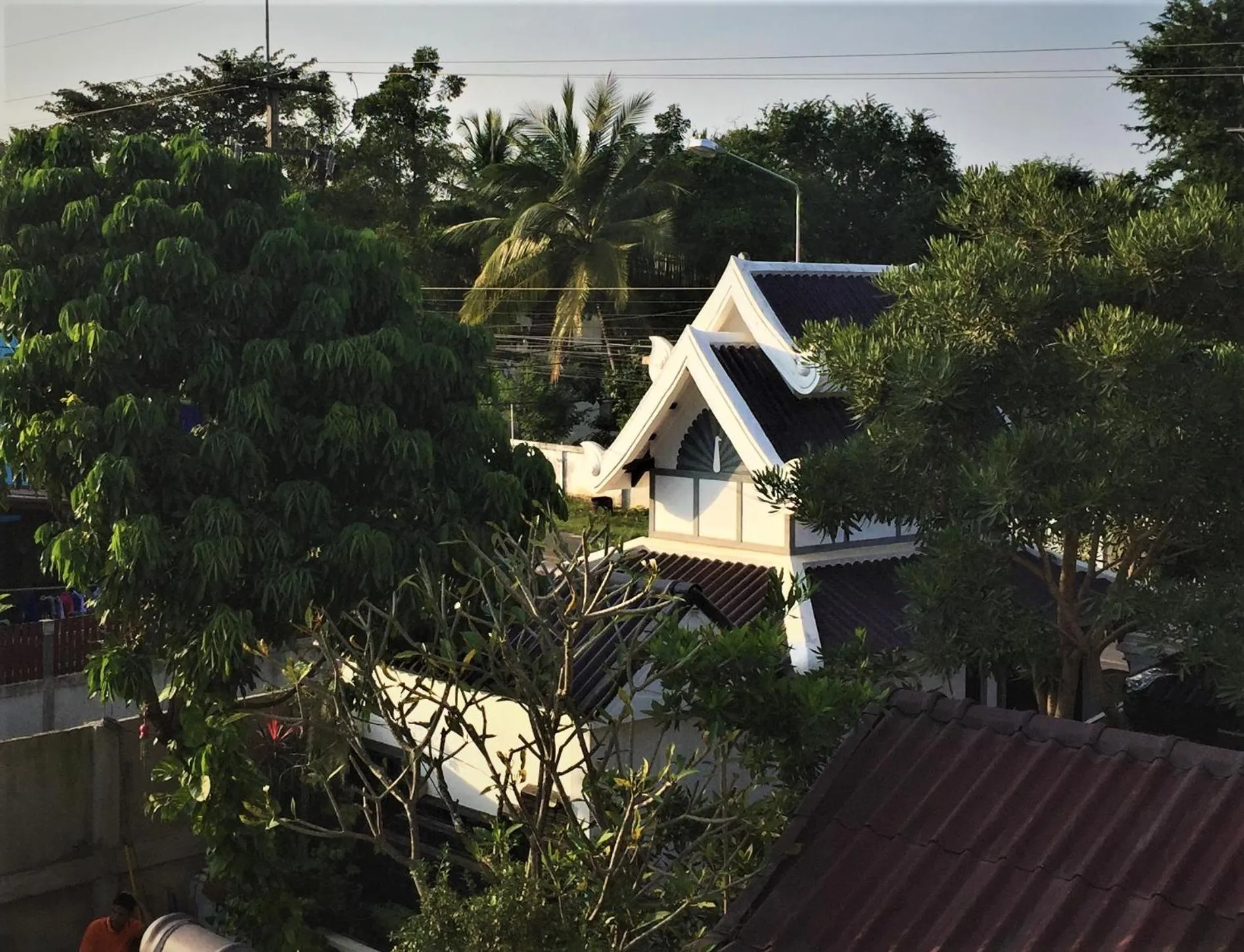 Inner courtyard view in Phu View Hideaway