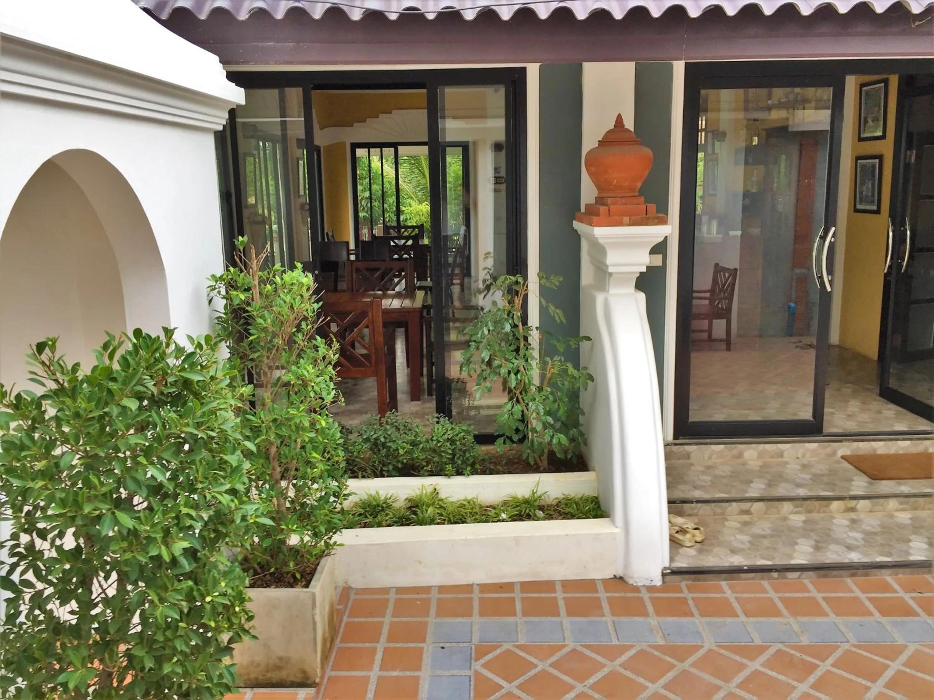 Restaurant/places to eat in Phu View Hideaway