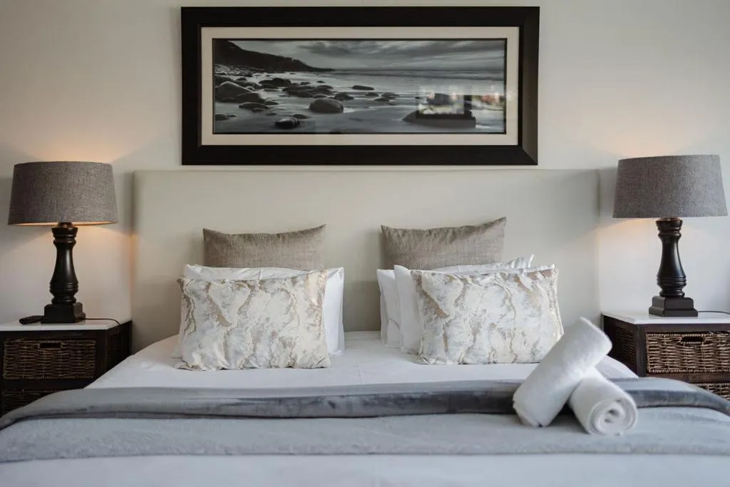 Bed in Radium Hall Guest House