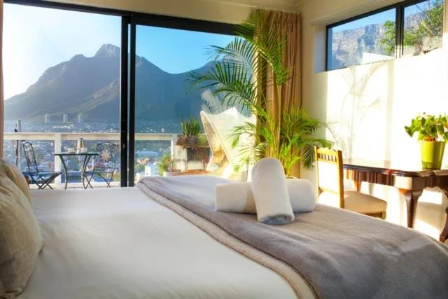 Bed in Radium Hall Guest House