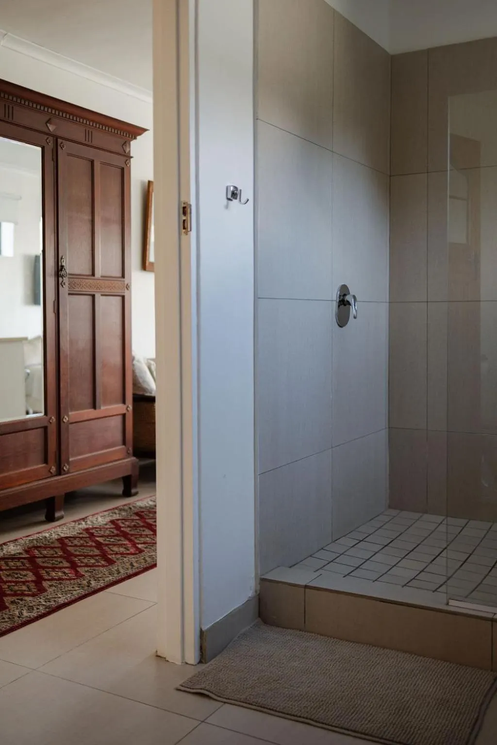 Bed in Radium Hall Guest House