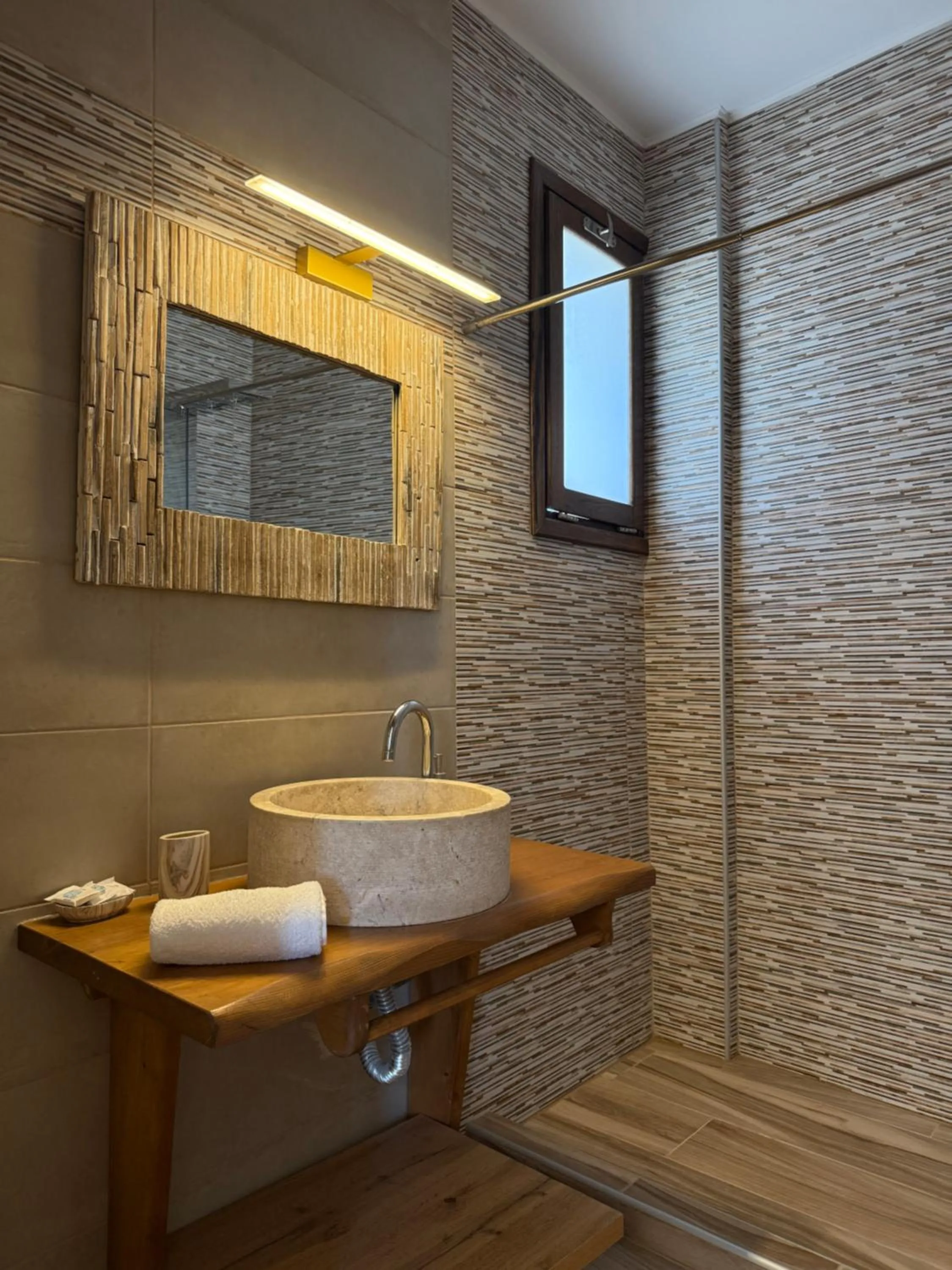 Bathroom in Deluxe Suites