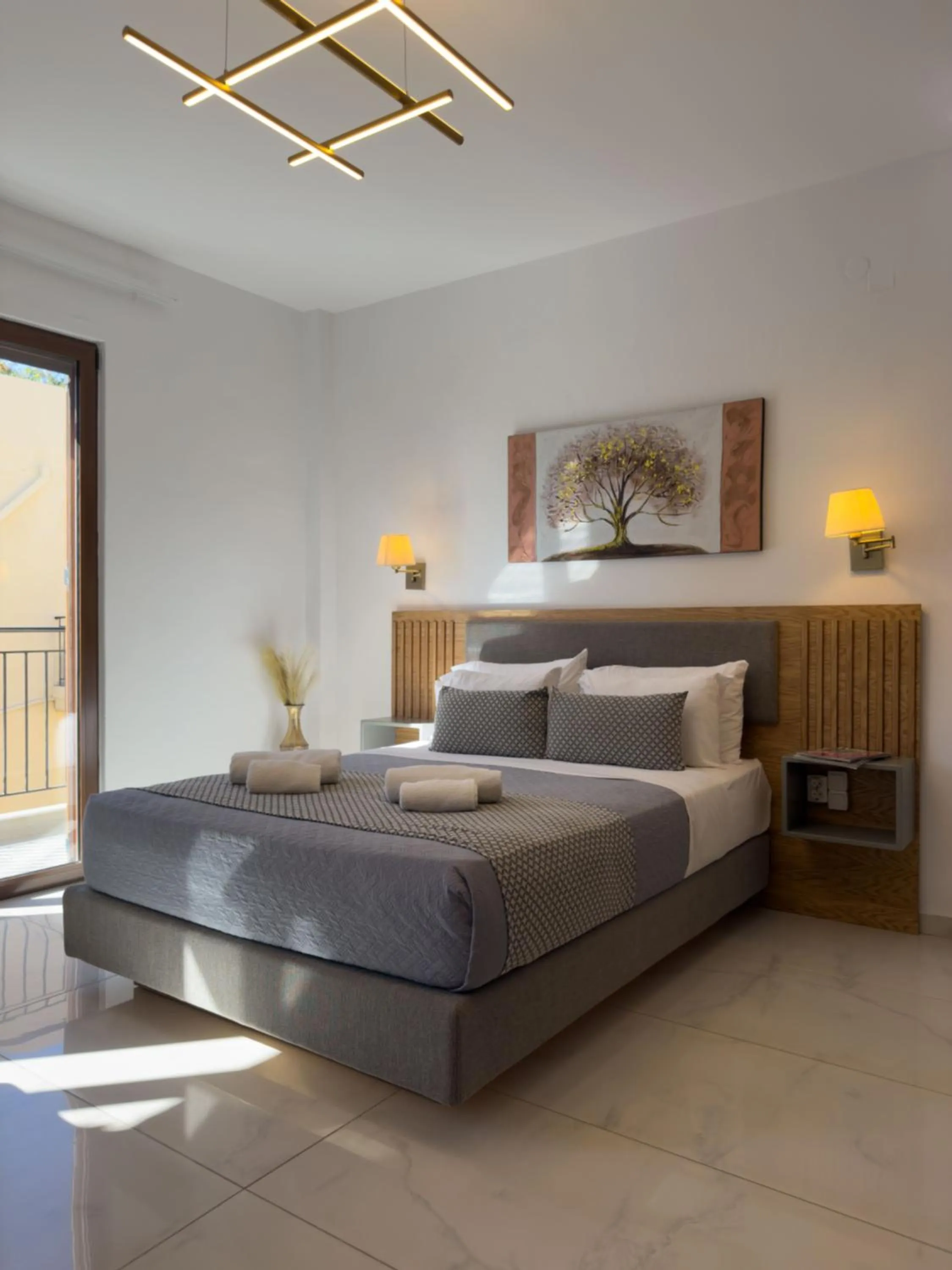 Bed in Deluxe Suites