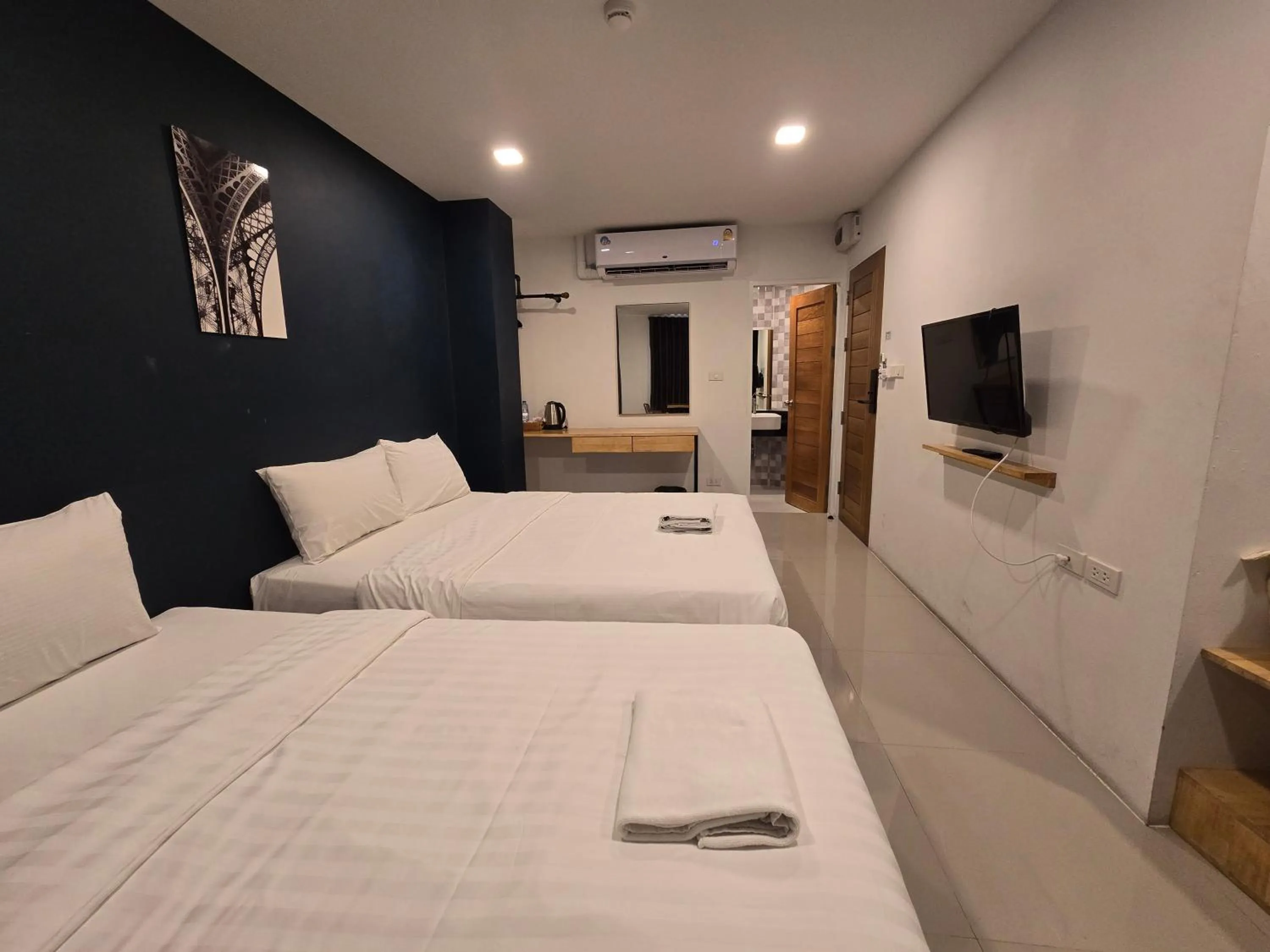 Bedroom, Bed in Sleepstation at Pratunam