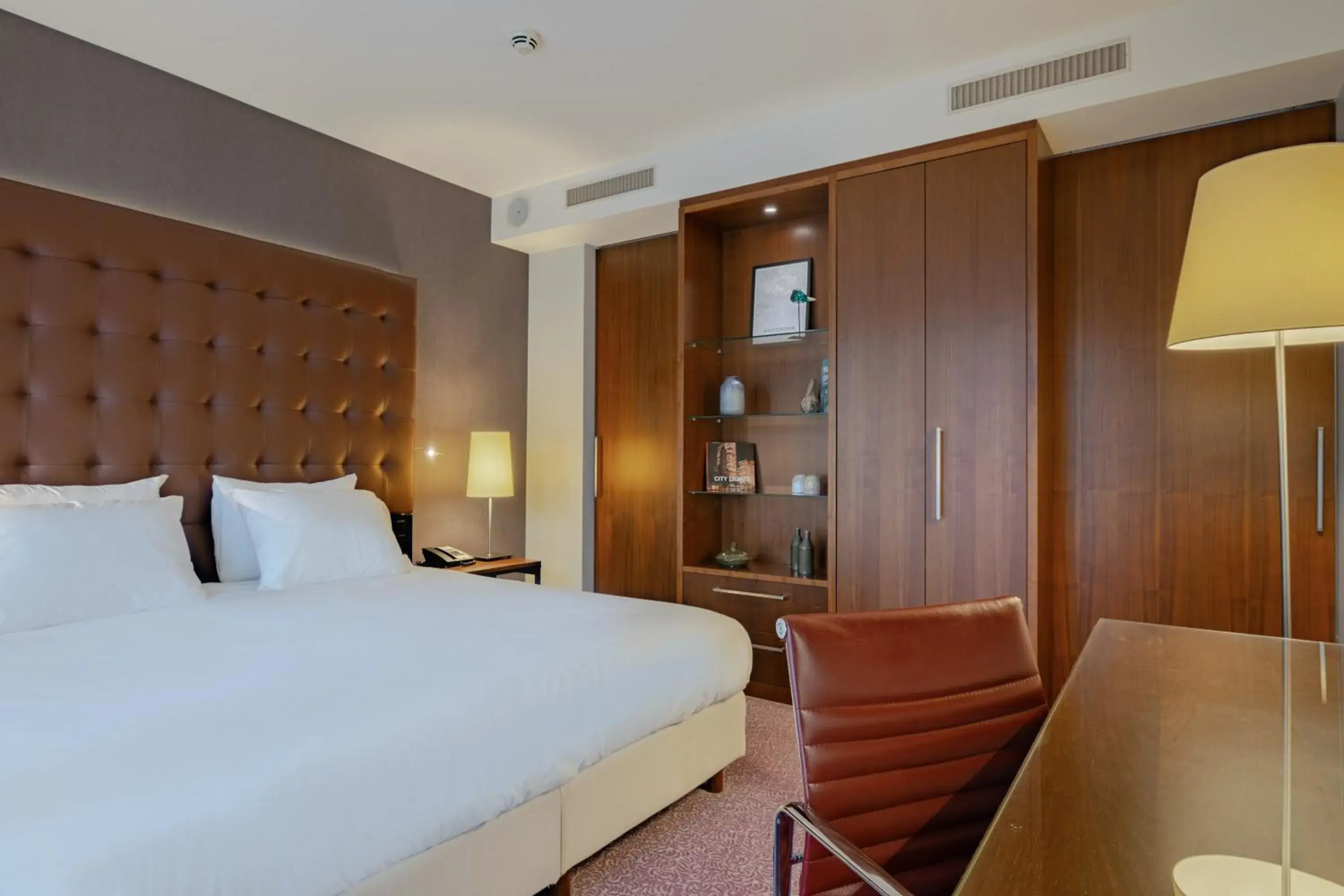 Family Suite in Crowne Plaza Amsterdam - South by IHG Family Suite in Crowne Plaza Amsterdam - South by IHG