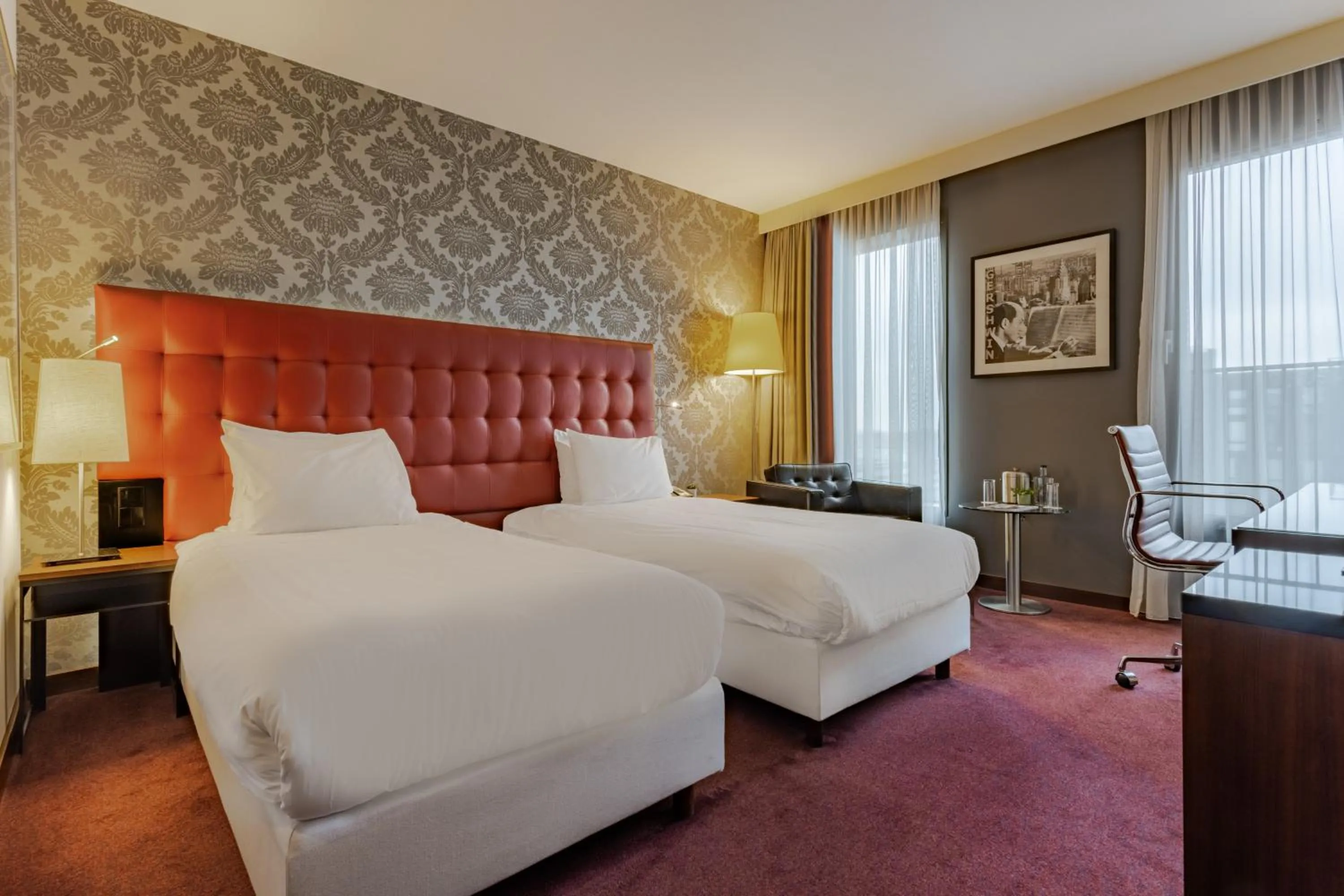 Bed in Crowne Plaza Amsterdam - South by IHG
