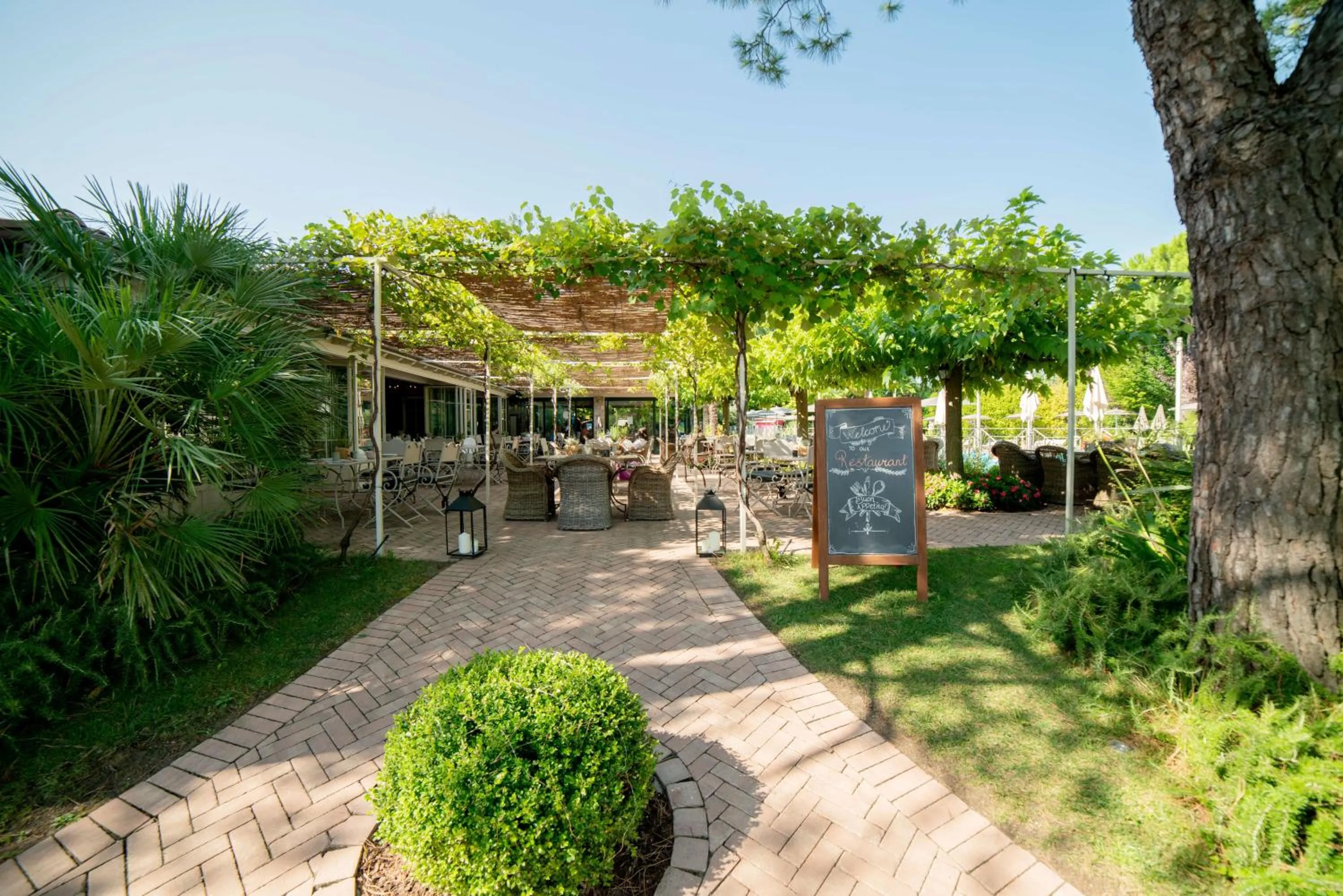 Restaurant/places to eat in Park Residence Il Gabbiano