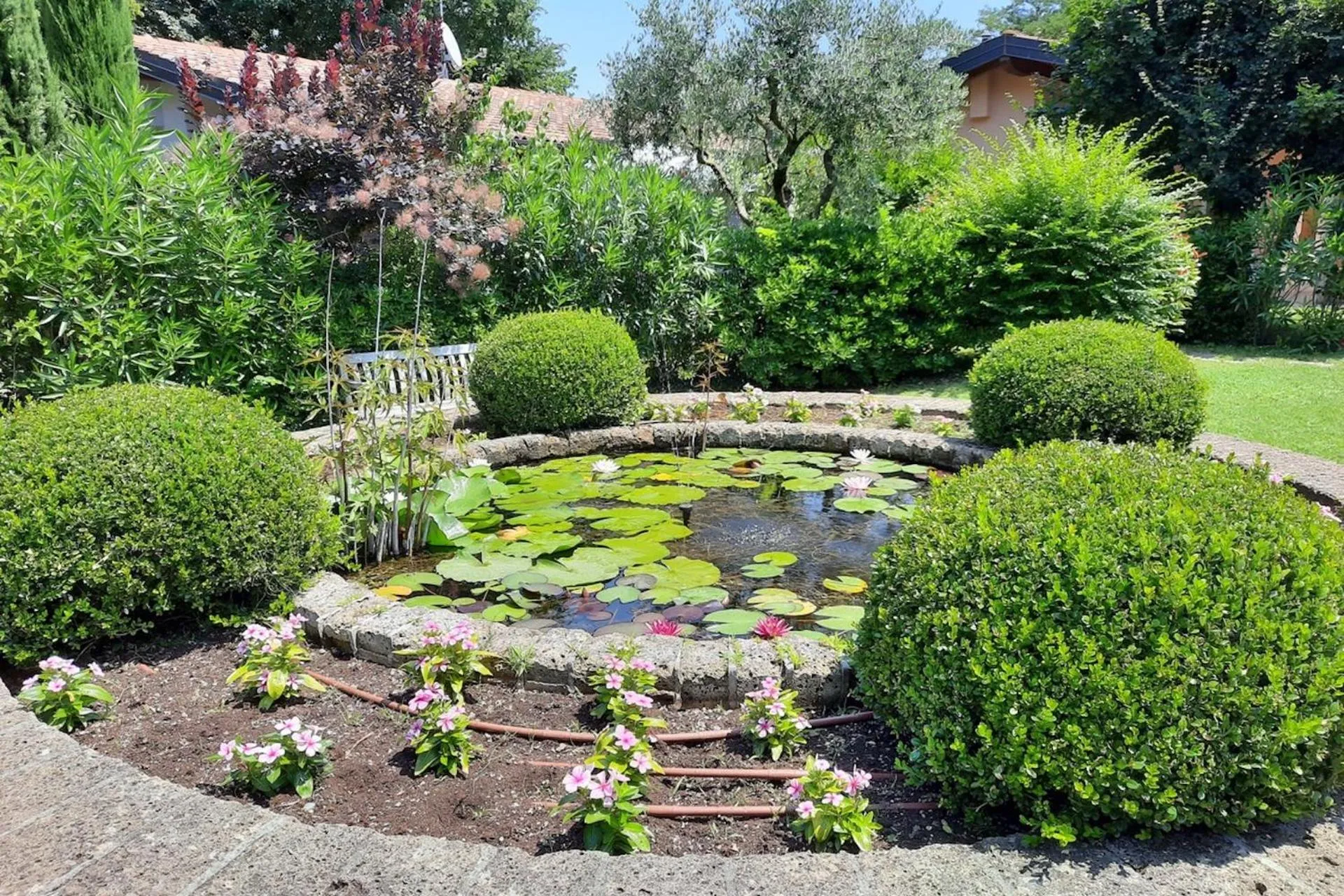 Garden in Park Residence Il Gabbiano