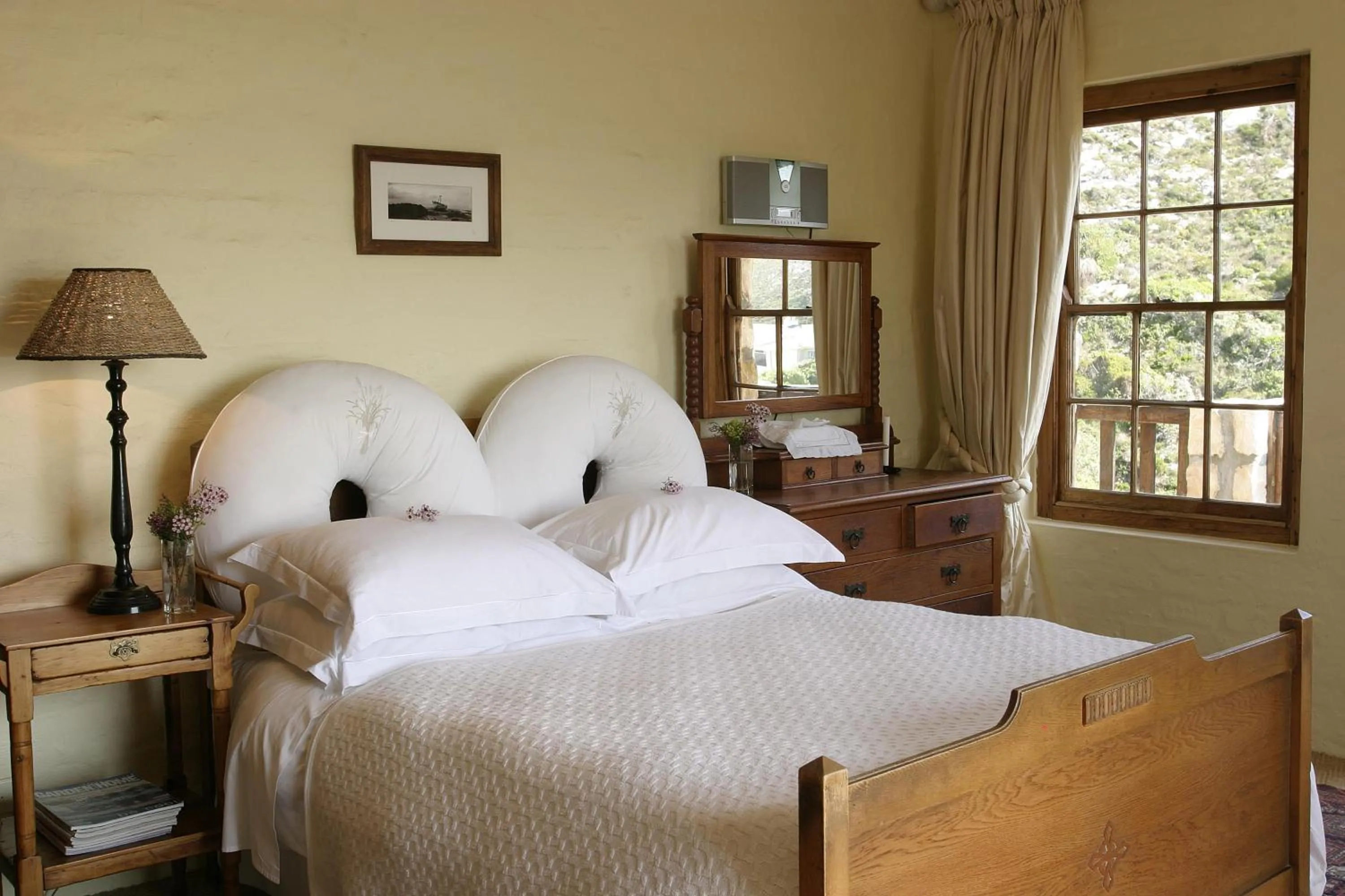 Bedroom, Bed in Agulhas Country Lodge