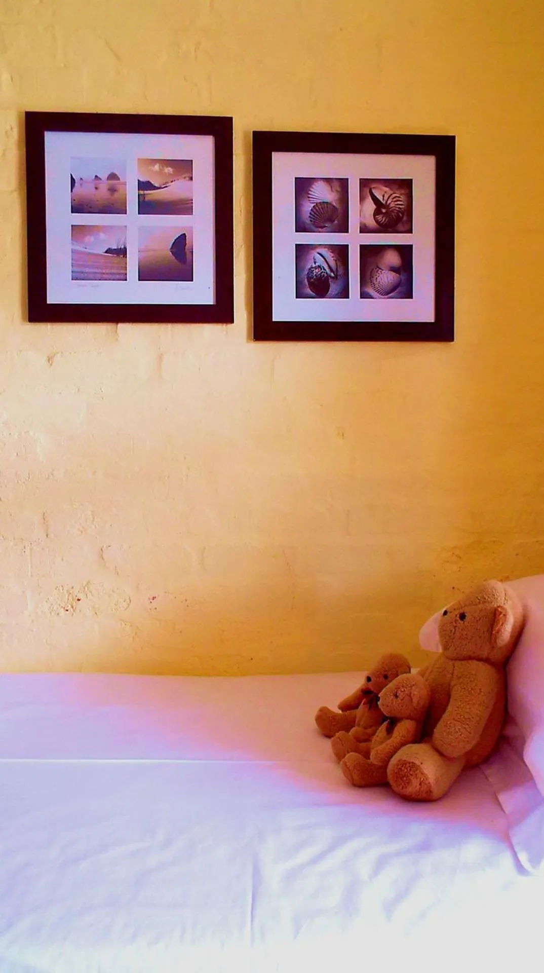 Decorative detail, Bed in Agulhas Country Lodge