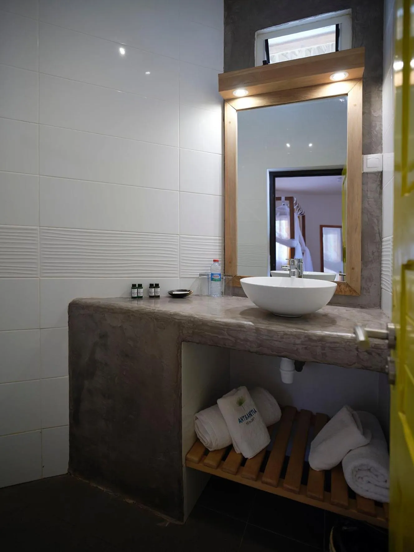 Bathroom in Antsanitia Resort