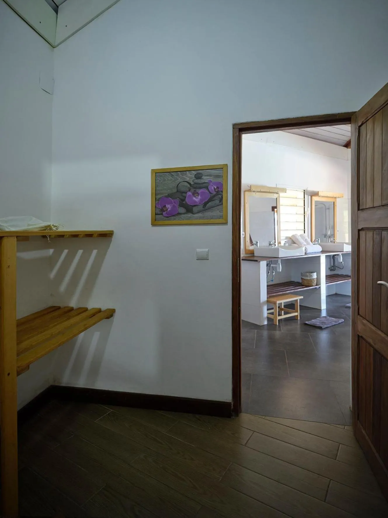Bathroom, Bed in Antsanitia Resort