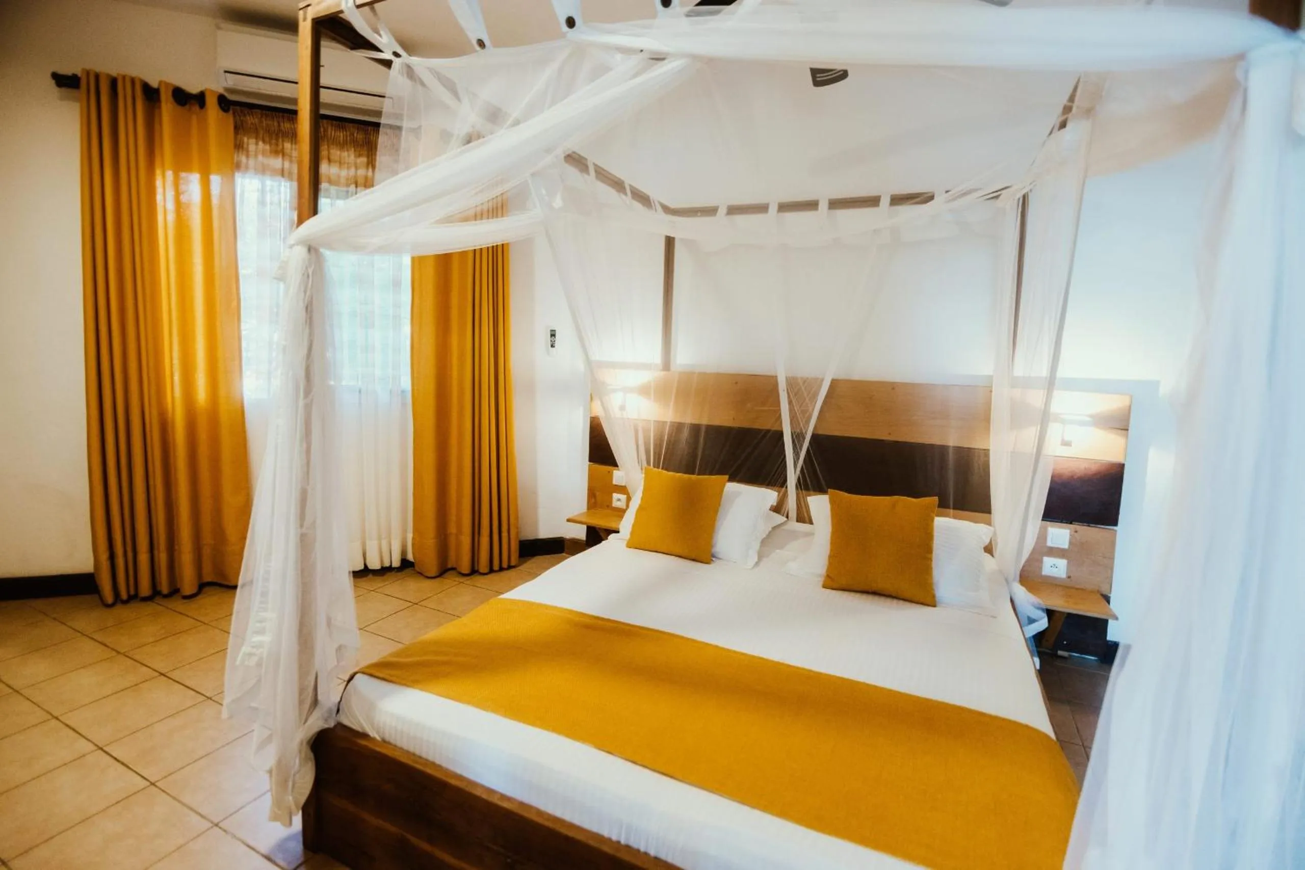 Bedroom, Bed in Antsanitia Resort