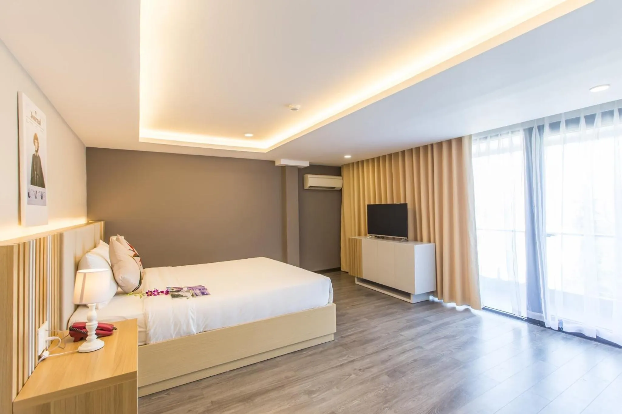 City view, Bed in Binh Duong Resident Hotel
