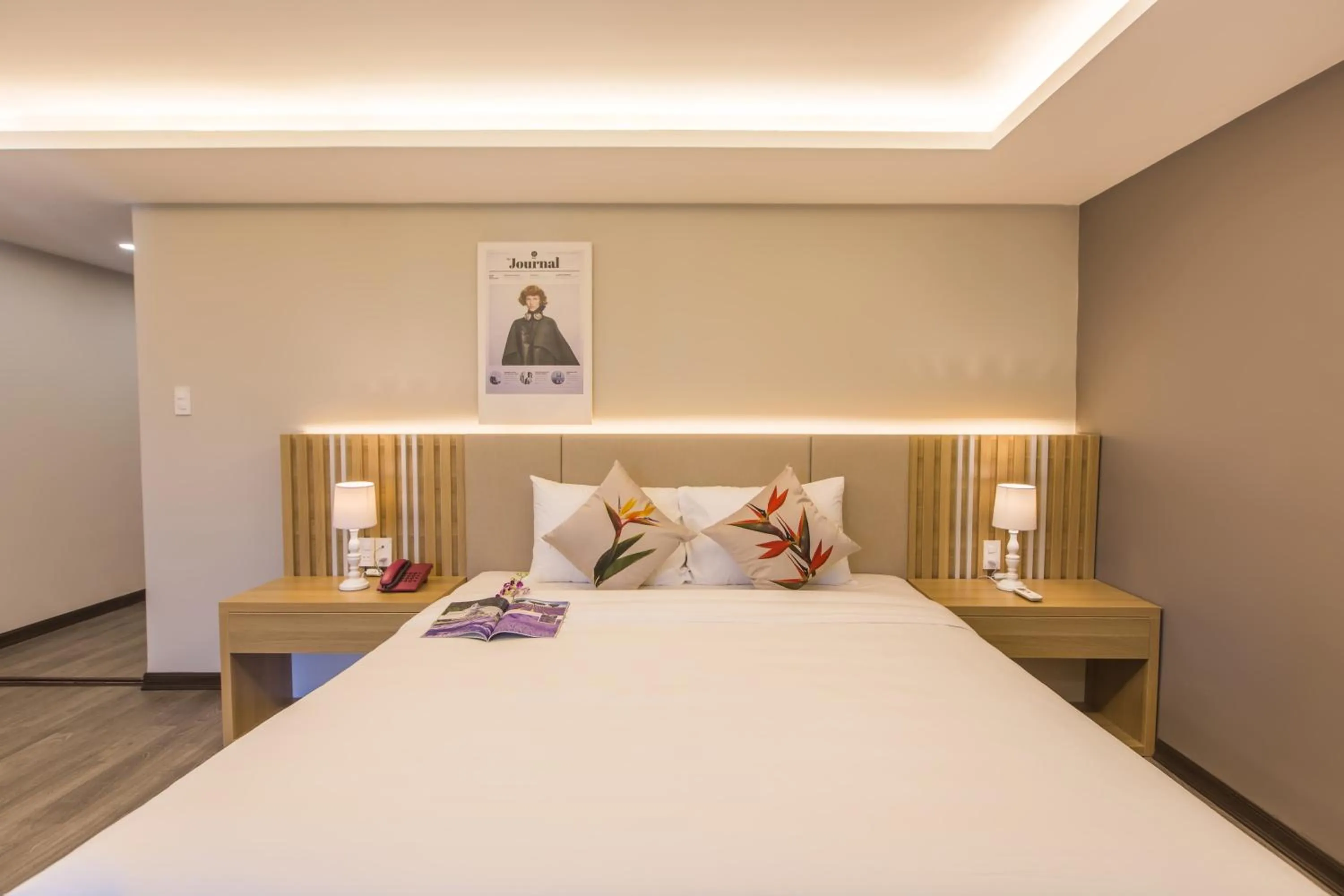 Bedroom, Bed in Binh Duong Resident Hotel