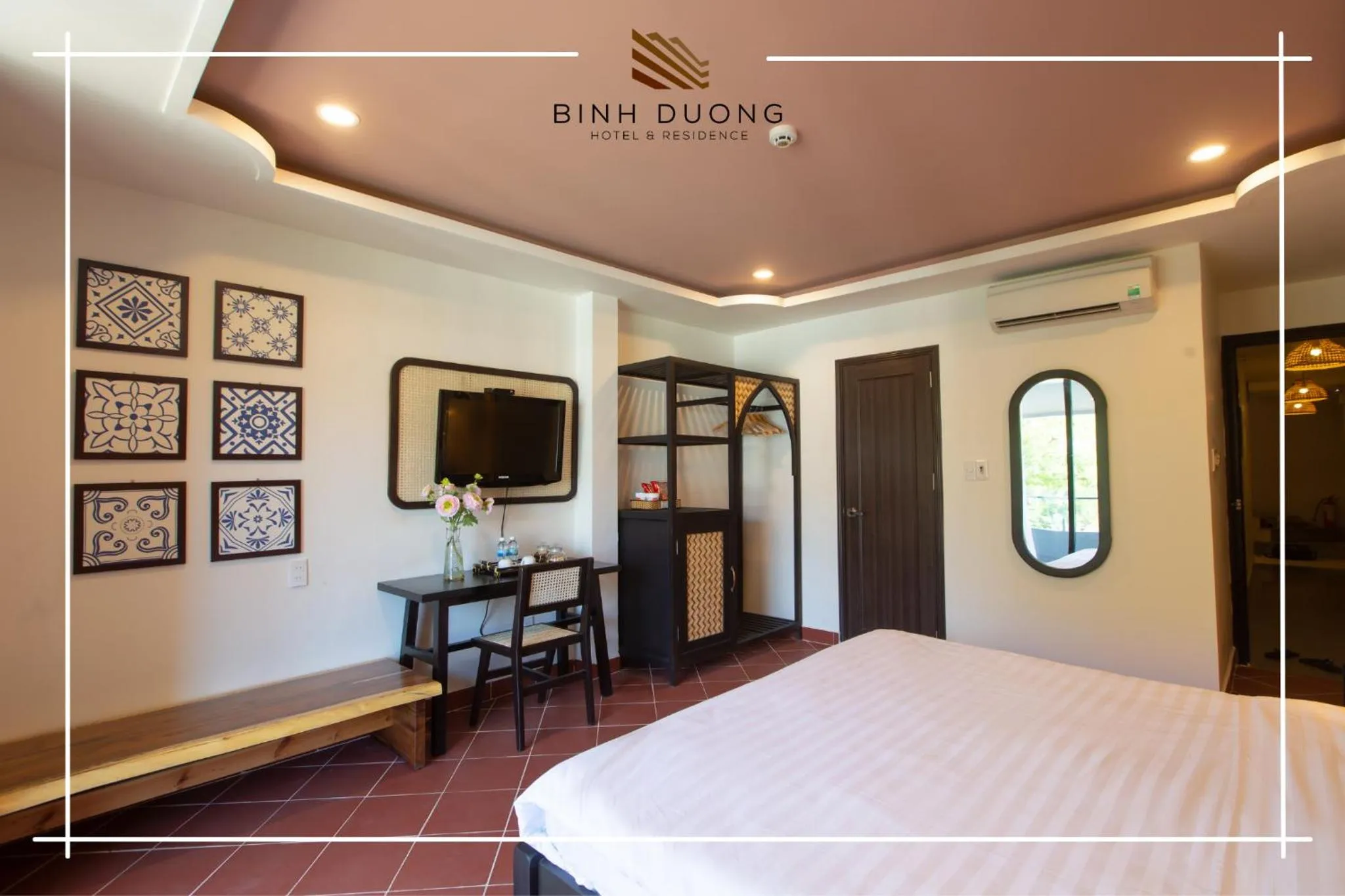 Photo of the whole room, Bed in Binh Duong Resident Hotel